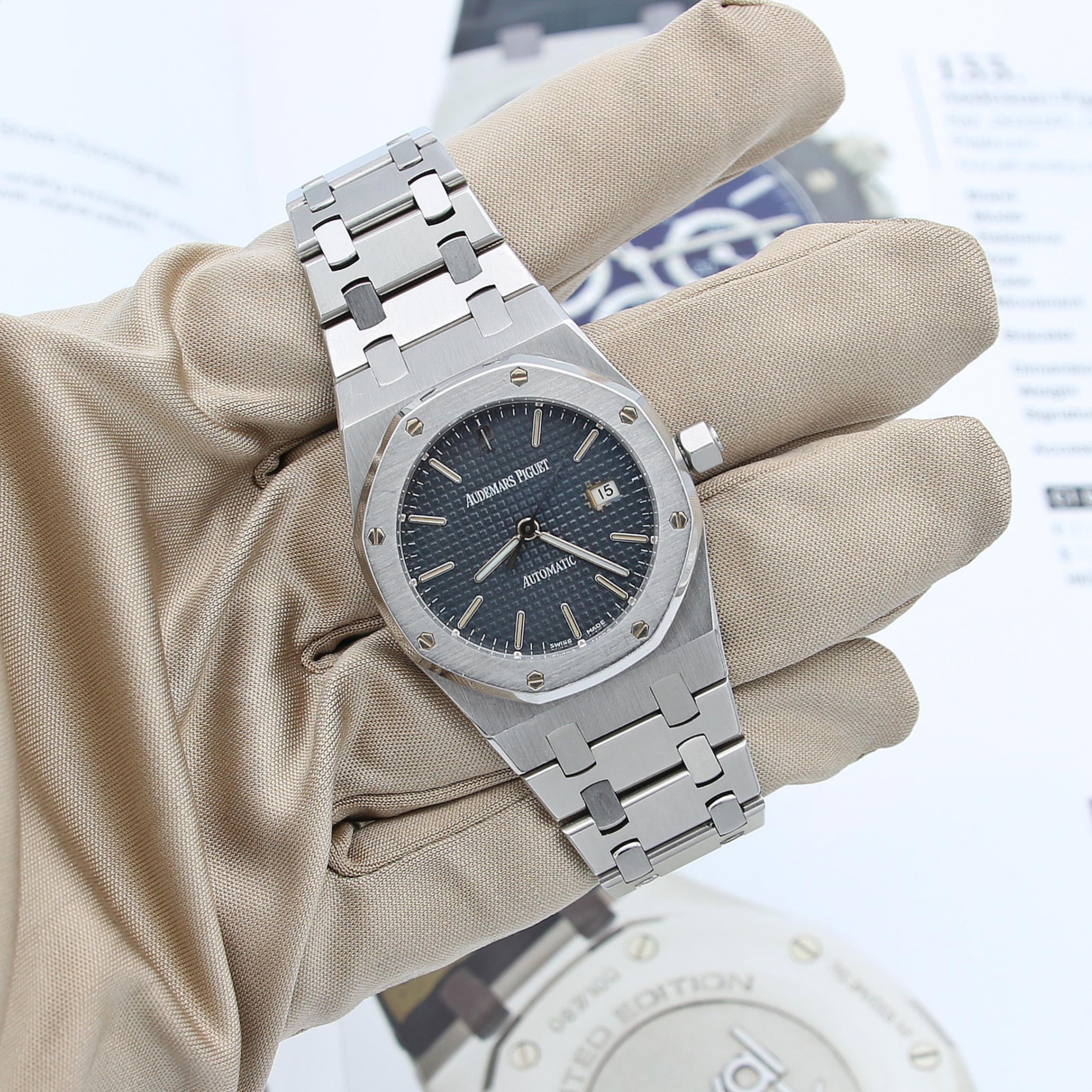 Audemars Piguet Royal Oak ref. 15000ST Blue Dial - Image 3
