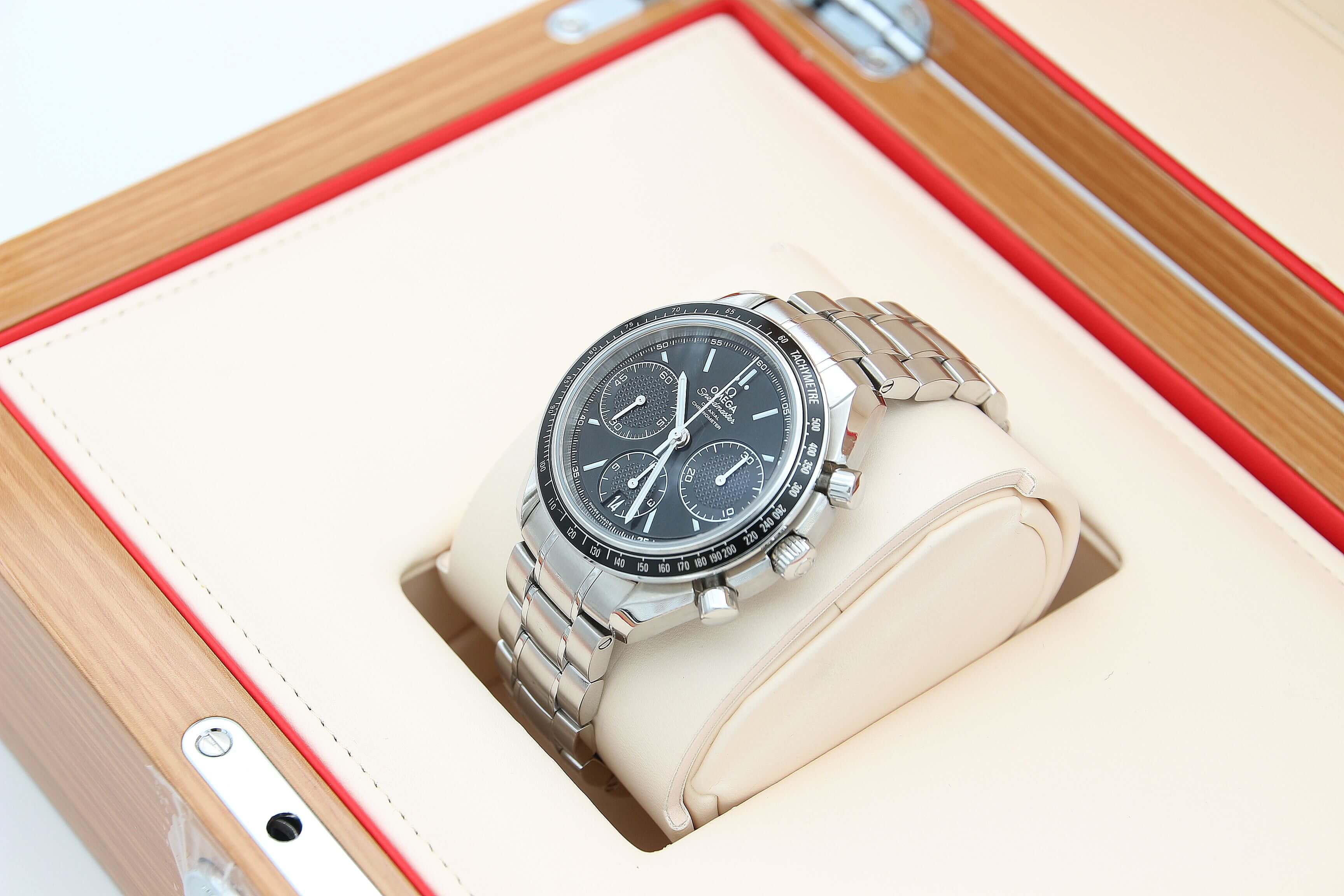 Omega Speedmaster Racing Co-Axial Chronograph Ref. 326.30.40.50.01.001 - Image 2