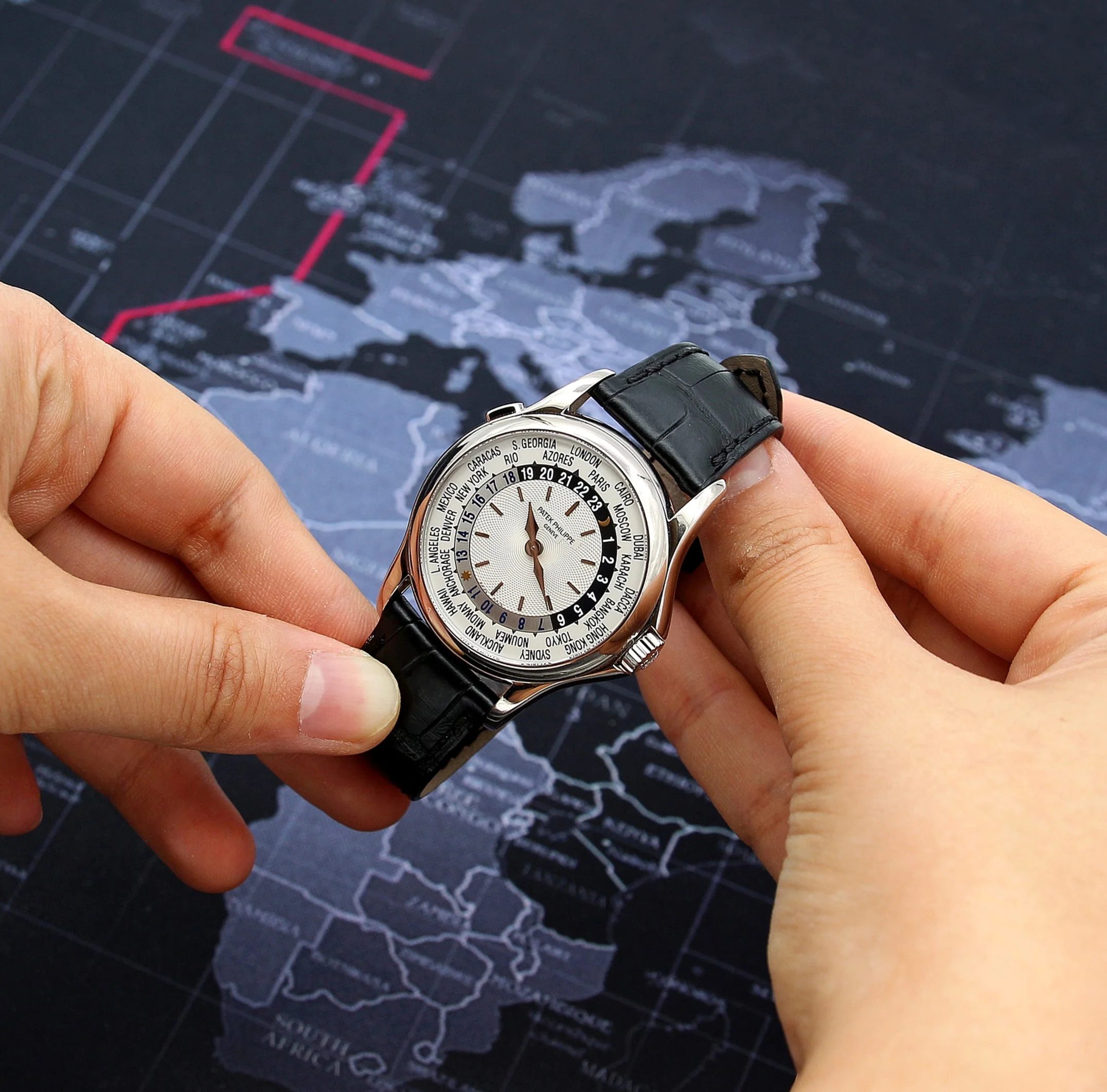 Patek Philippe World Time ref. 5110G-001 - Full Set - Image 3