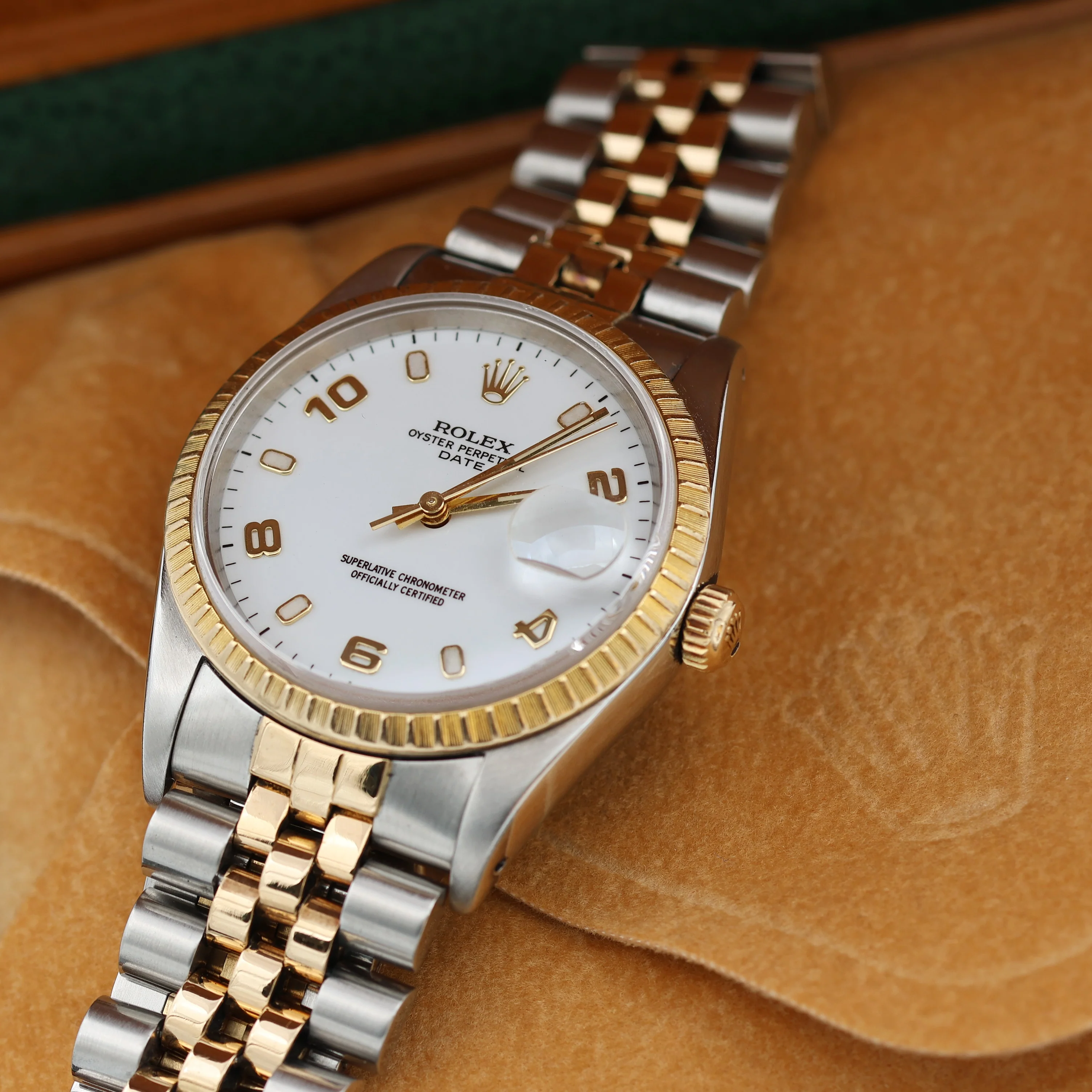Rolex Oyster Perpetual Date ref. 15223 White Arabic Dial - Jubilee Bracelet - Image 4