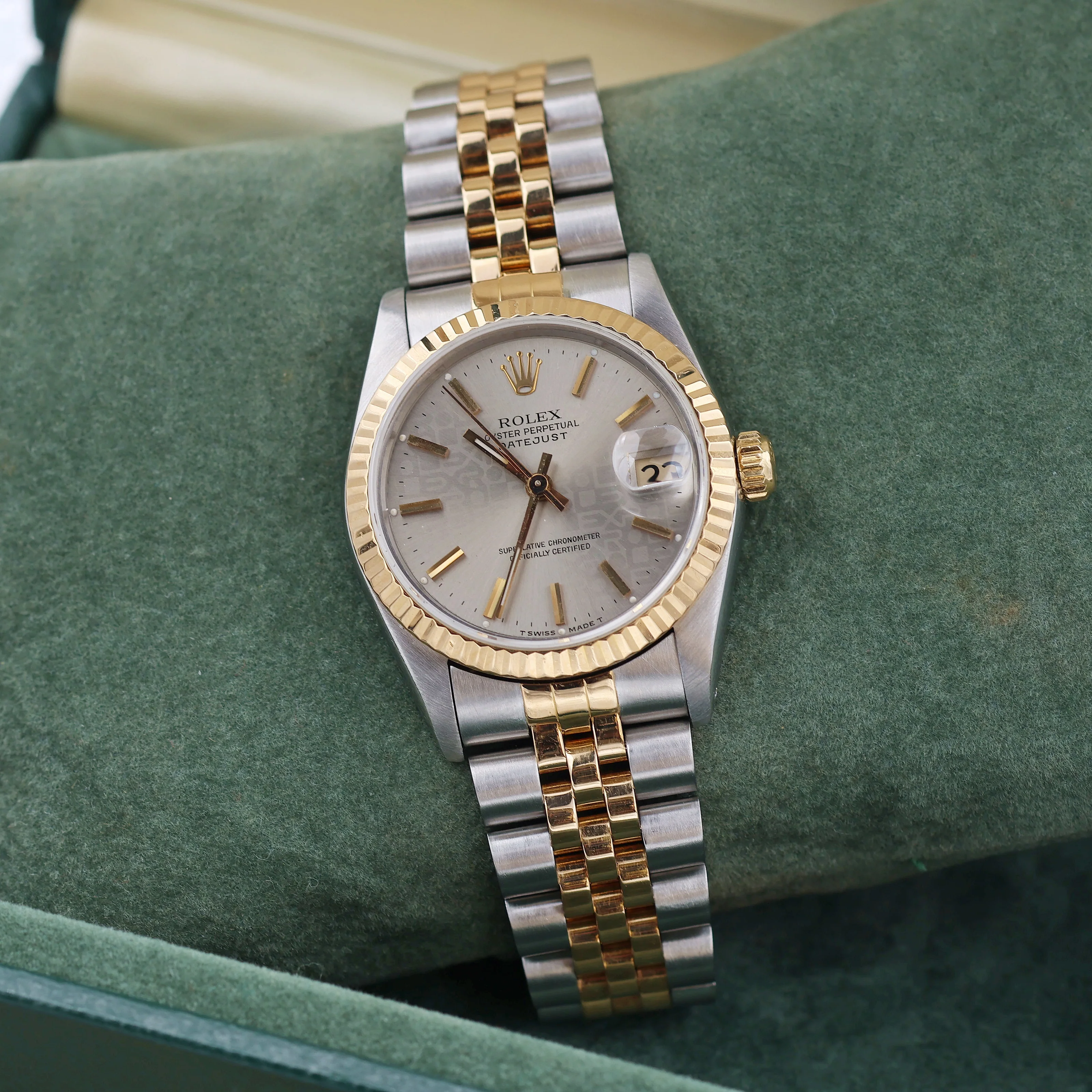 Rolex Datejust 31 Mid-Size ref. 68273 - Grey Millennary Dial - Full Set