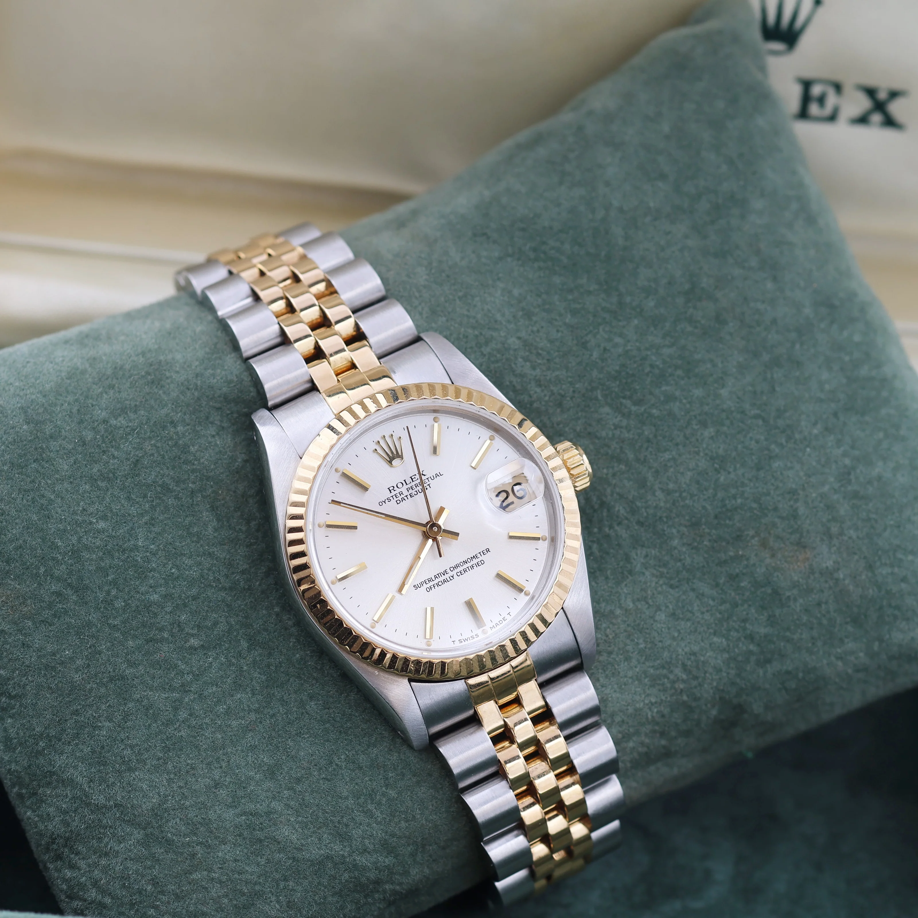 Rolex Datejust 31 Mid-Size ref. 68273 - Silver Dial w/Golden indexes - Full set - Image 2