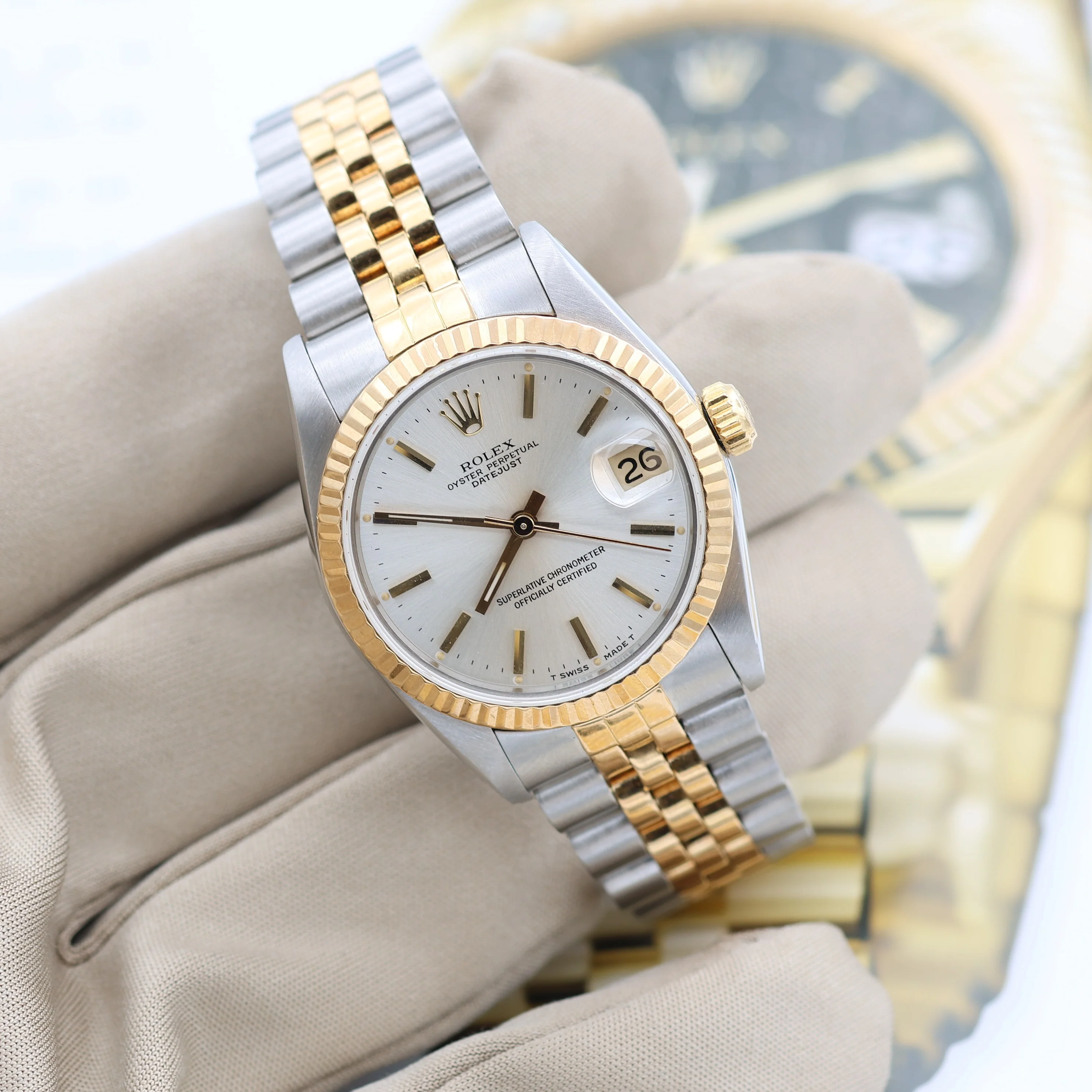 Rolex Datejust 31 Mid-Size ref. 68273 - Silver Dial w/Golden indexes - Full set - Image 6