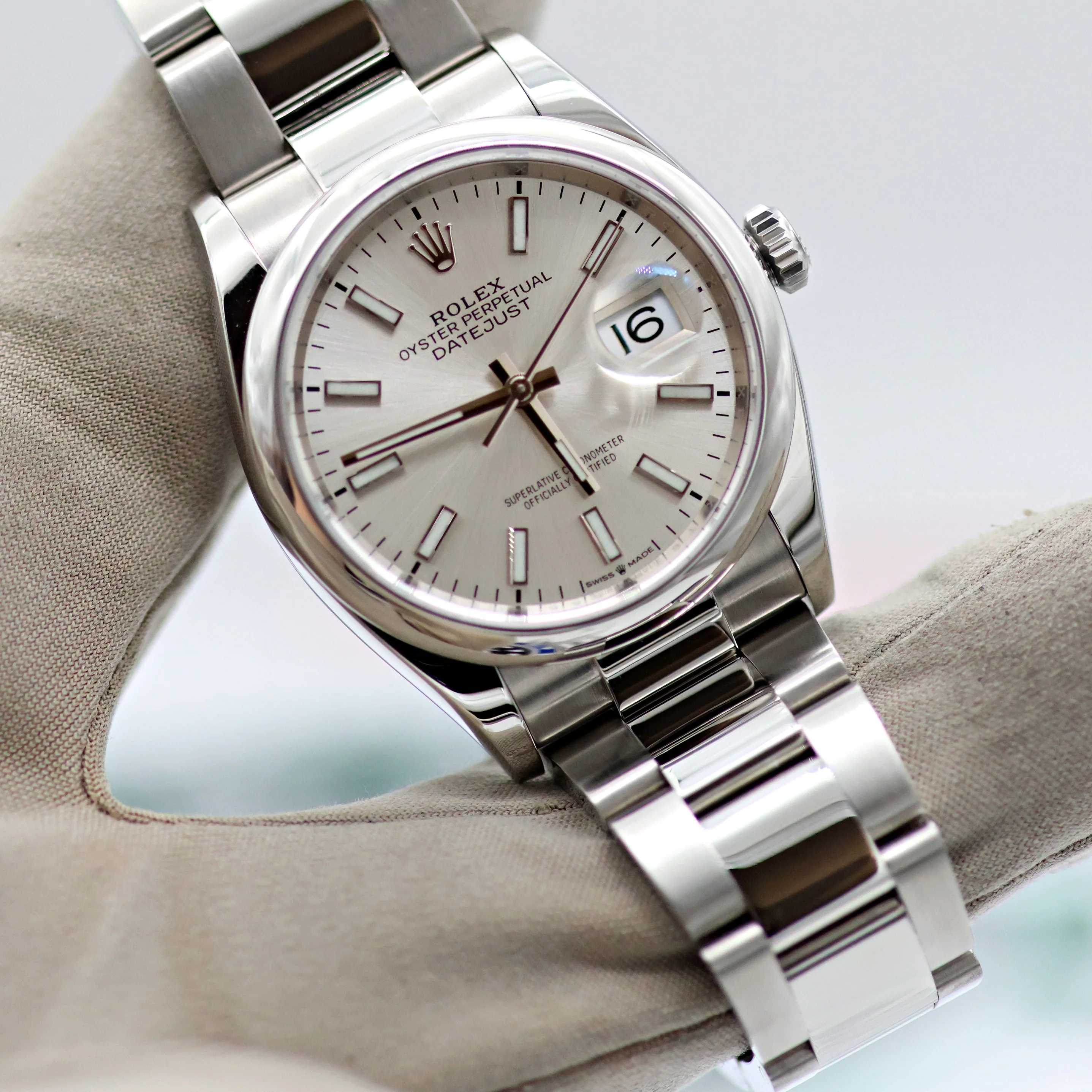 Rolex Datejust 36 126200 Silver Dial Oyster bracelet - Image 9