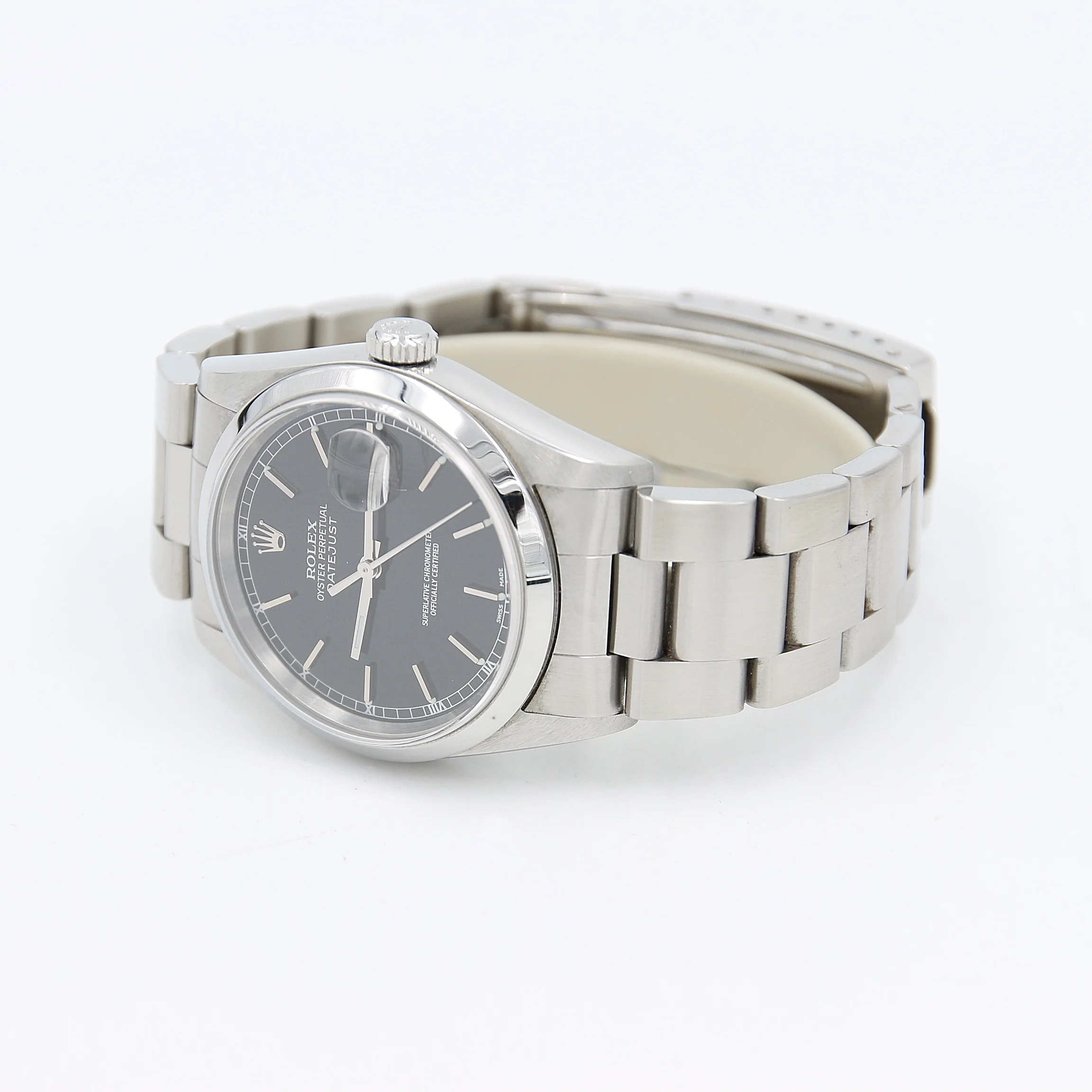 Rolex Datejust 36 ref. 16200 Black Dial Oyster Bracelet - Full Set - Image 4