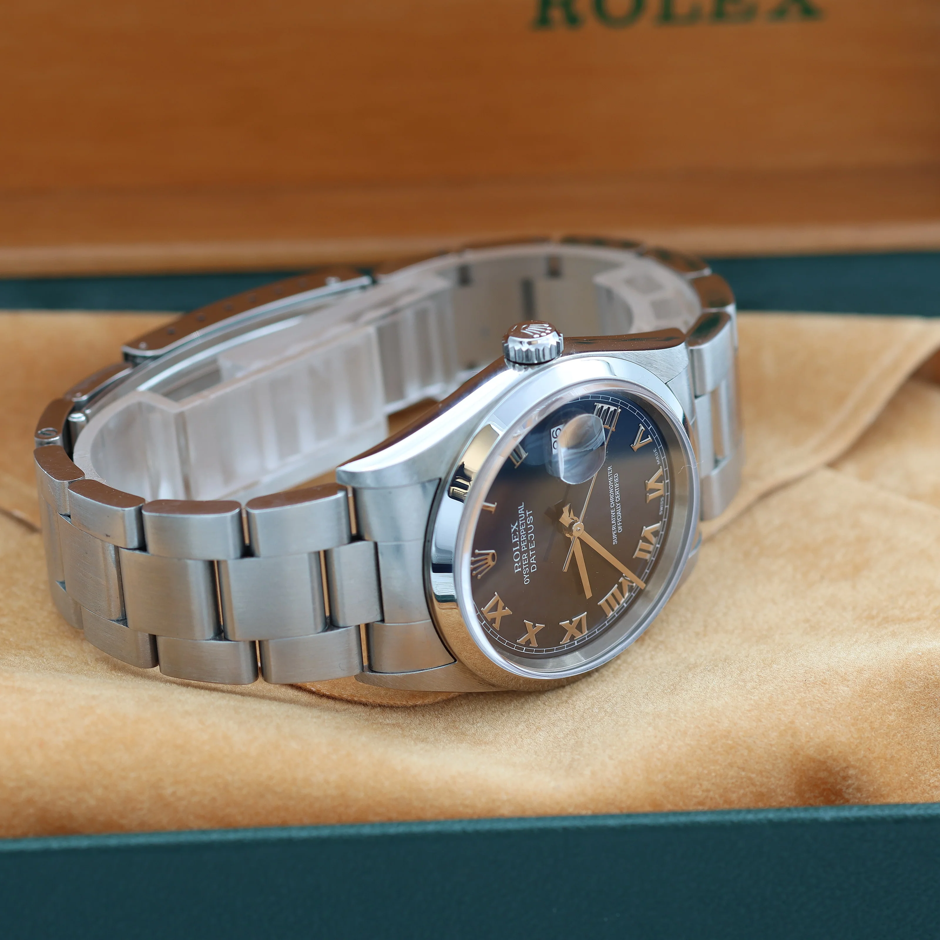 ON SALE: Rolex Datejust 36 ref. 16200 Blue Roman Dial - Oyster - Full Set - Image 8