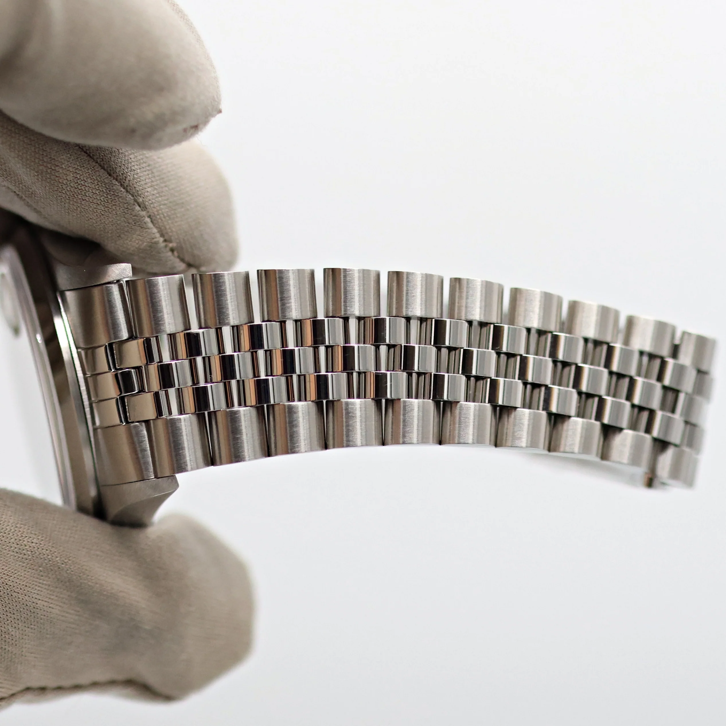 Rolex Datejust 36 ref. 16200 Silver Circle Dial - Jubilee Bracelet - Image 17