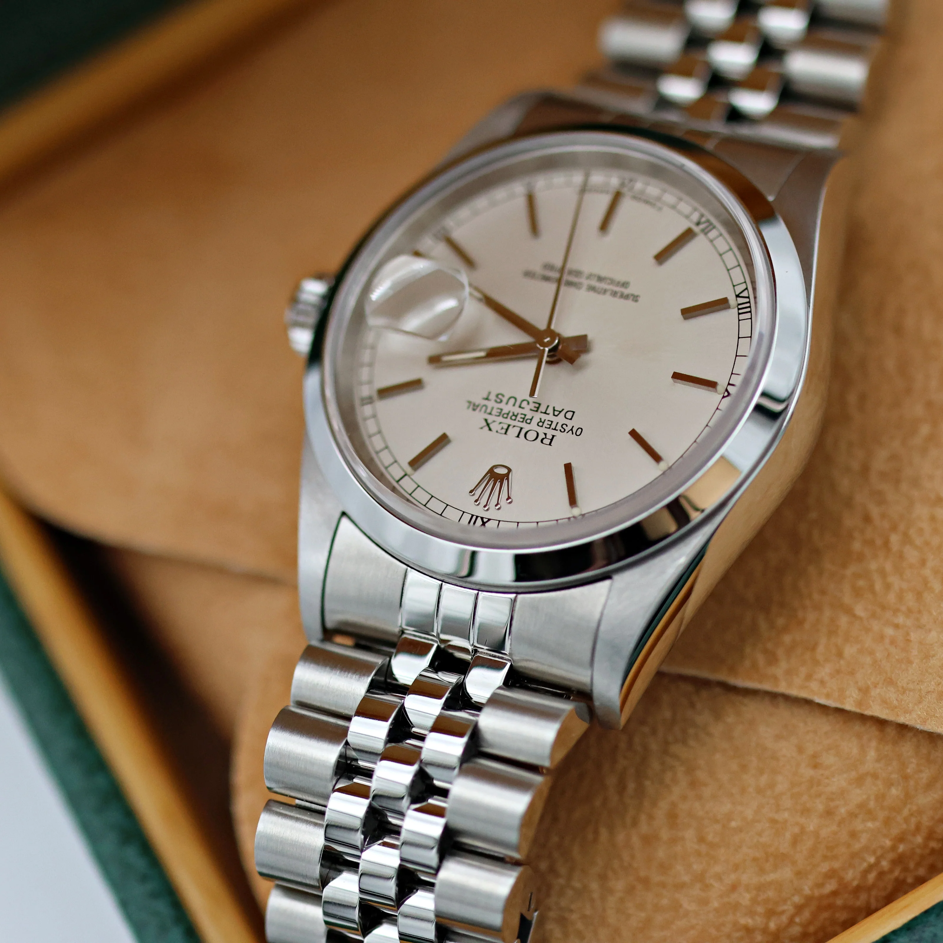 Rolex Datejust 36 ref. 16200 Silver Circle Dial - Jubilee Bracelet - Image 3