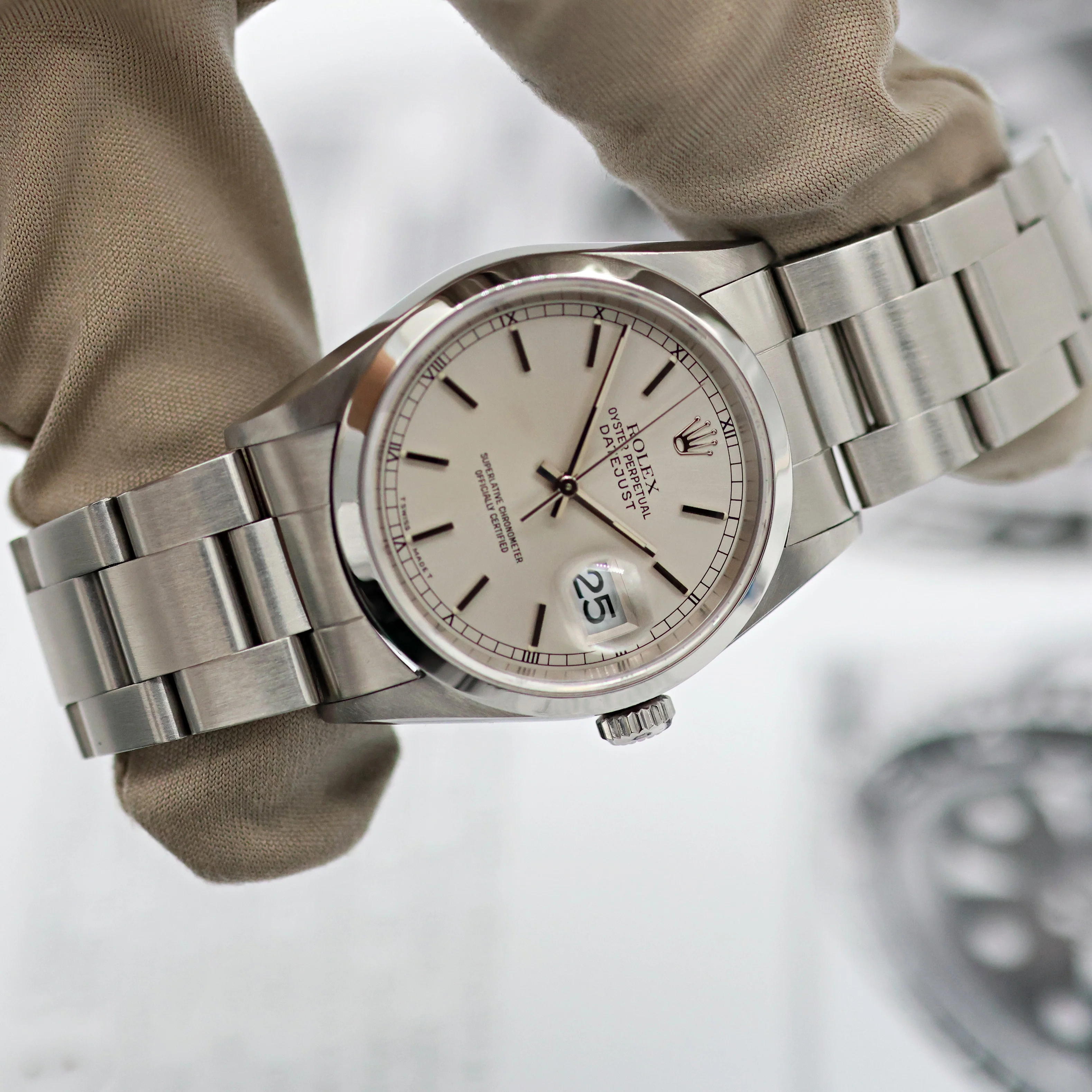 Rolex Datejust 36 ref. 16200 Silver Dial - Oyster Bracelet - Image 10