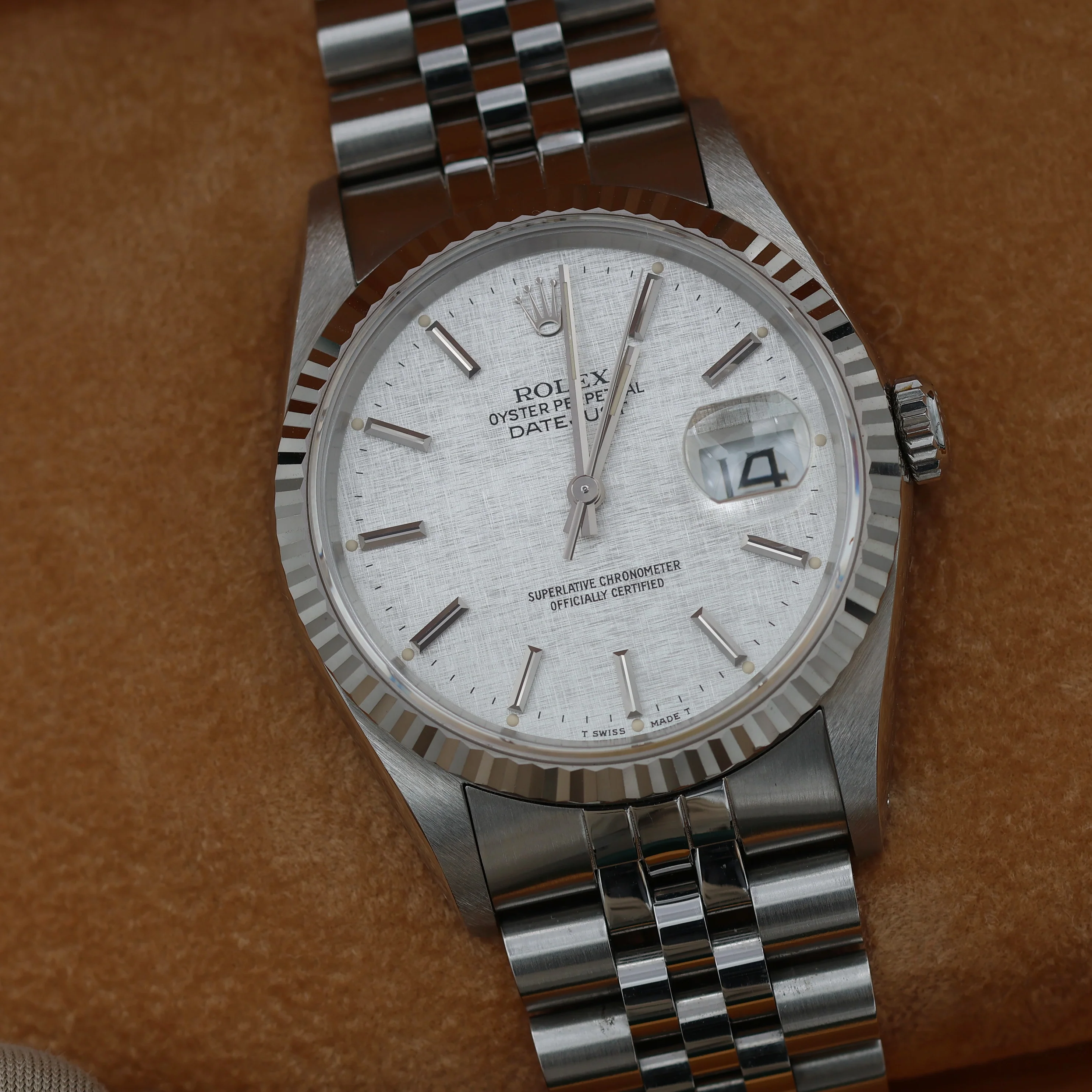 Rolex Datejust 36 ref. 16234 Silver Linen Dial -  Jubilee - Full Set - Image 11