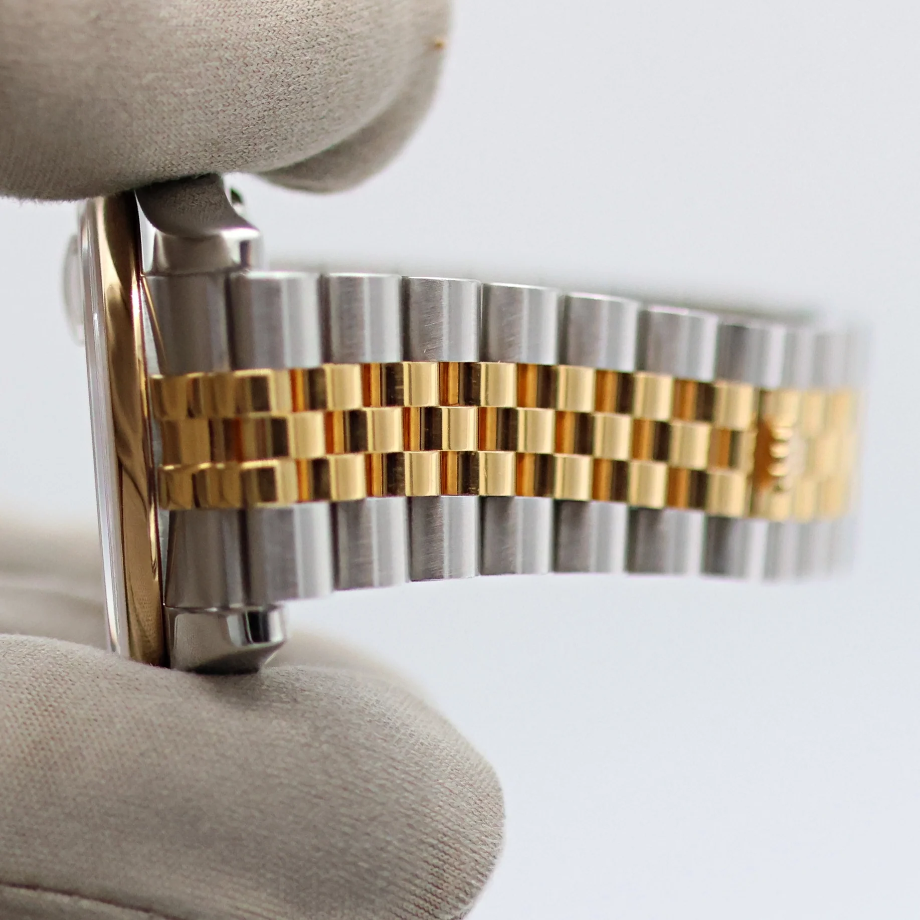 Rolex Datejust ref. 116203 Champagne Roman Dial Jubilee - Full Set - Image 16