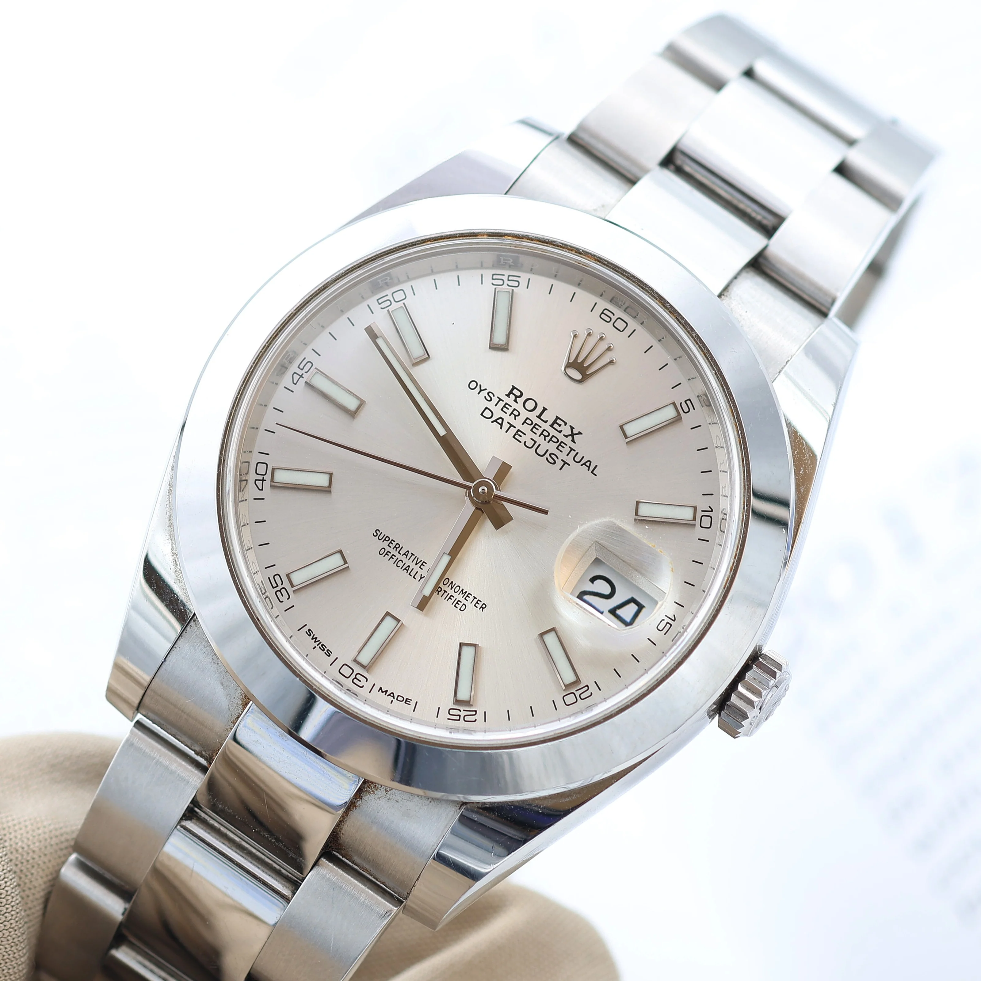 Rolex Datejust ref. 126300 Silver Dial Oyster bracelet - Full Set - Image 5
