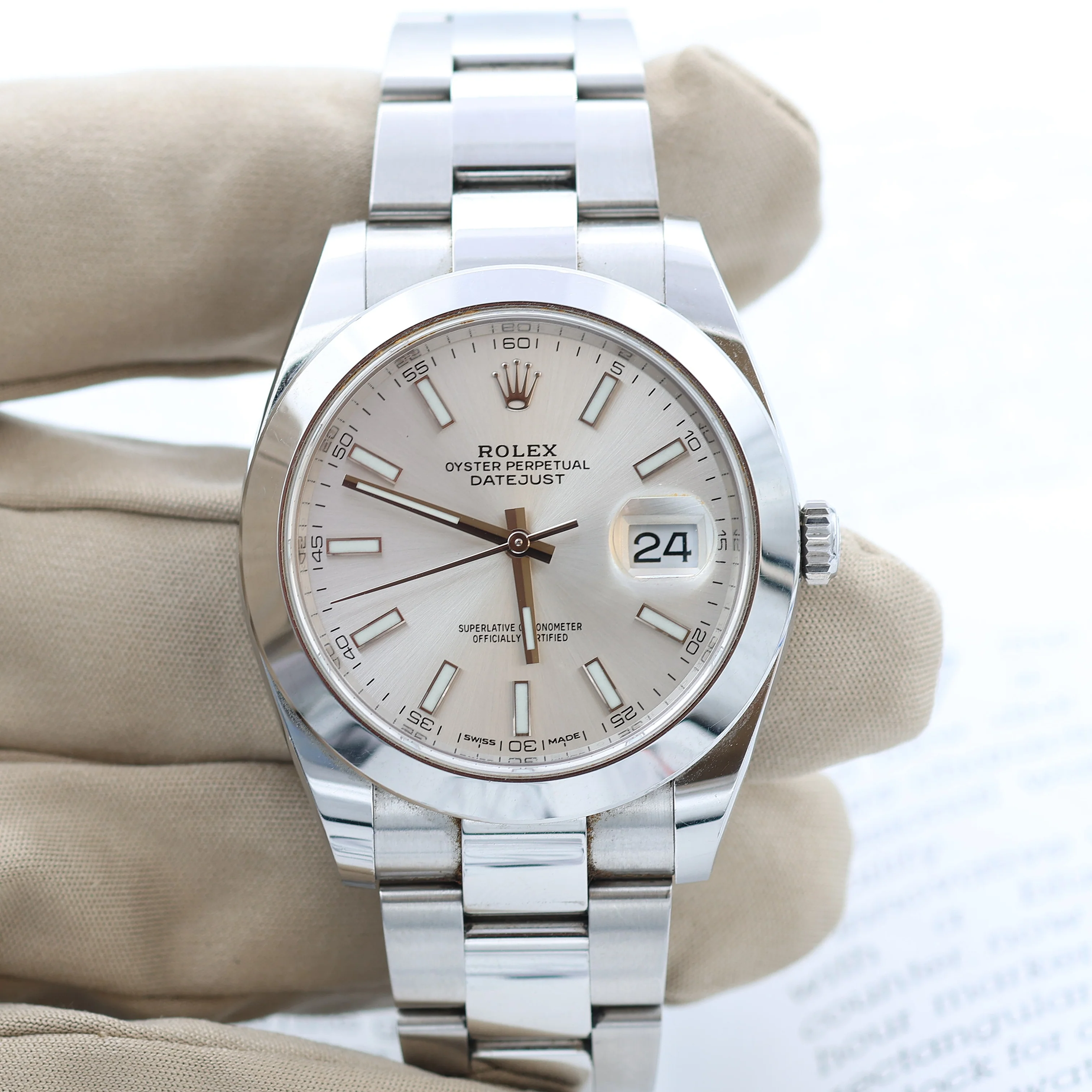 Rolex Datejust ref. 126300 Silver Dial Oyster bracelet - Full Set - Image 6