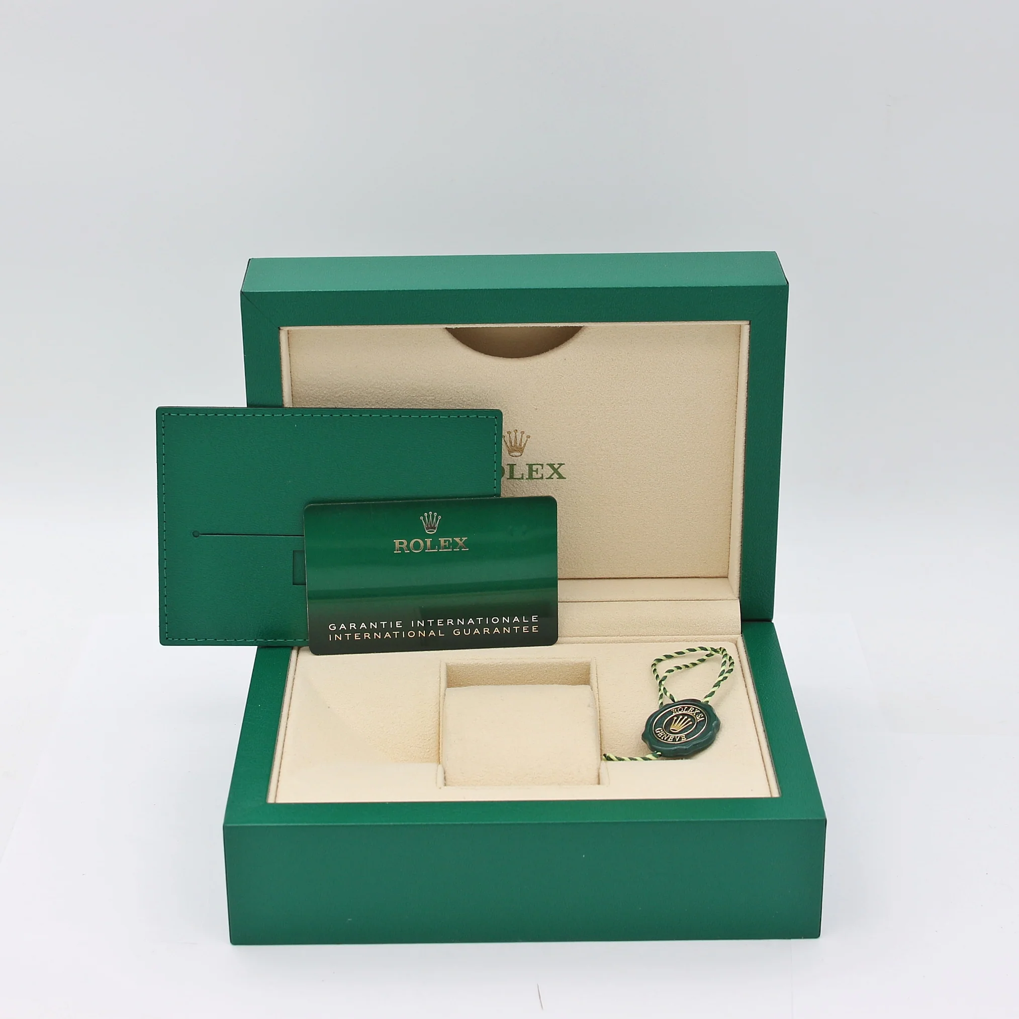 Rolex Datejust ref. 126334 Green Dial Oyster bracelet - Full Set - Image 5