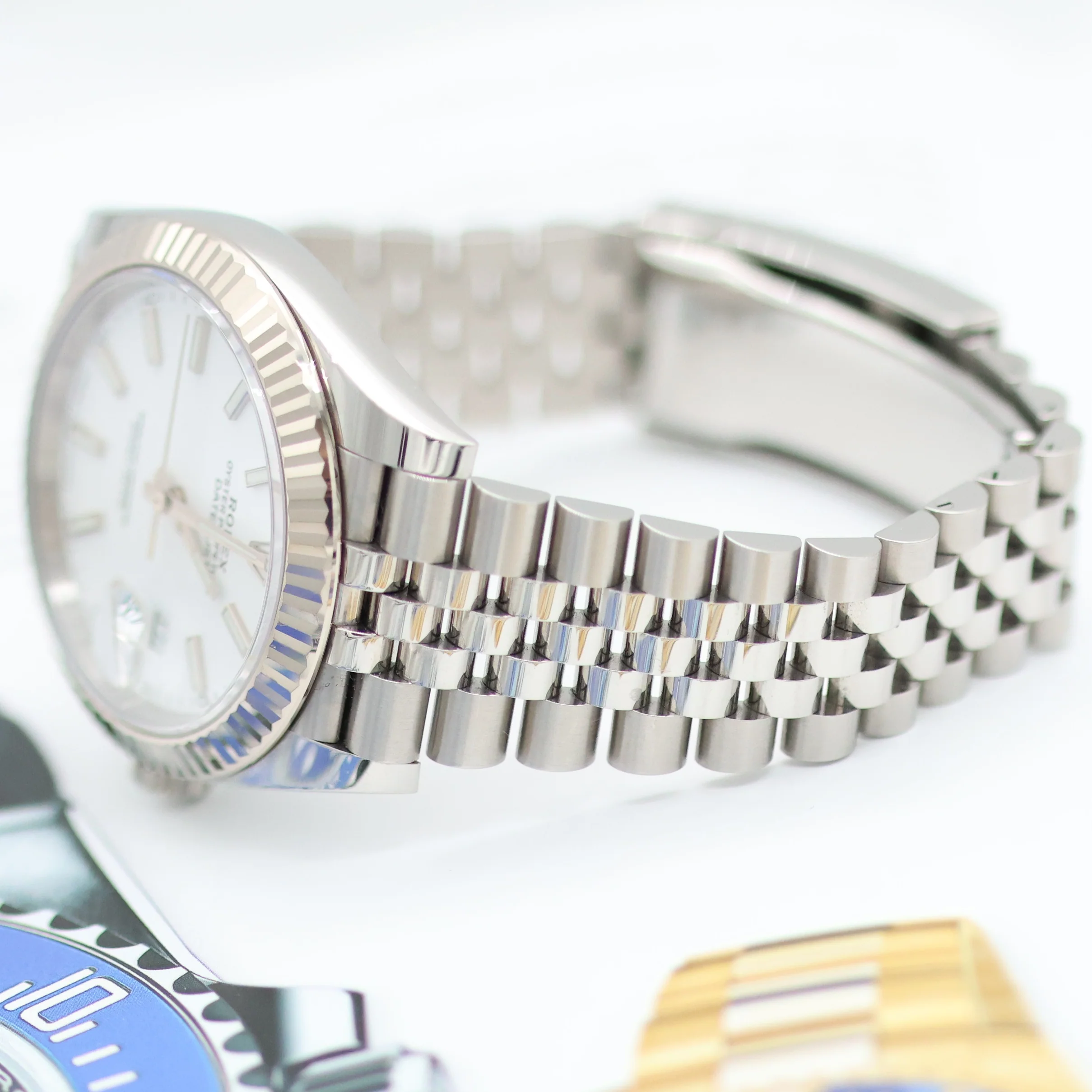 Rolex Datejust ref. 126334 White Dial Jubilee bracelet - Full Set - Image 12