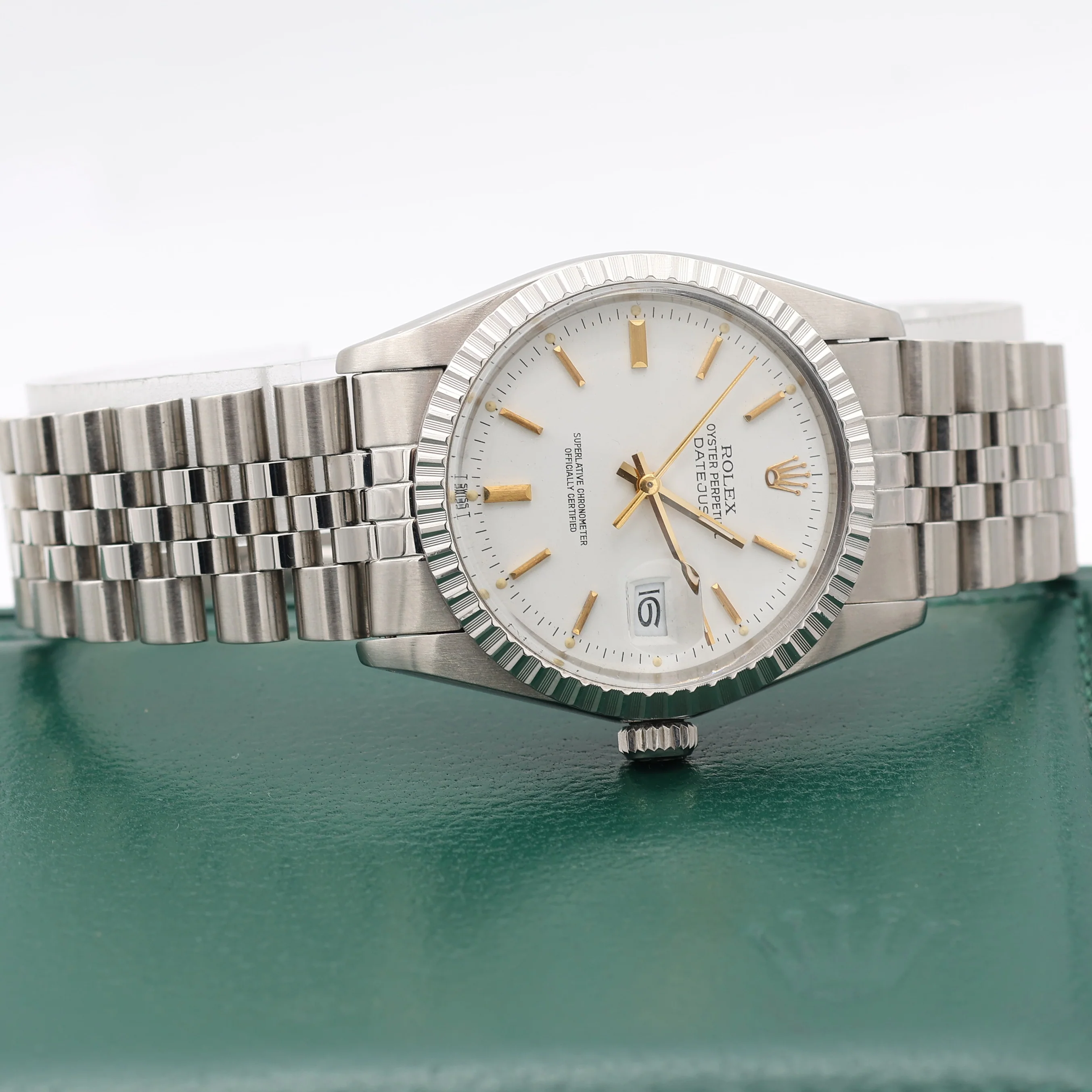 Rolex Datejust ref. 16030 White Dial with Golden indexes- Jubilee - Image 15