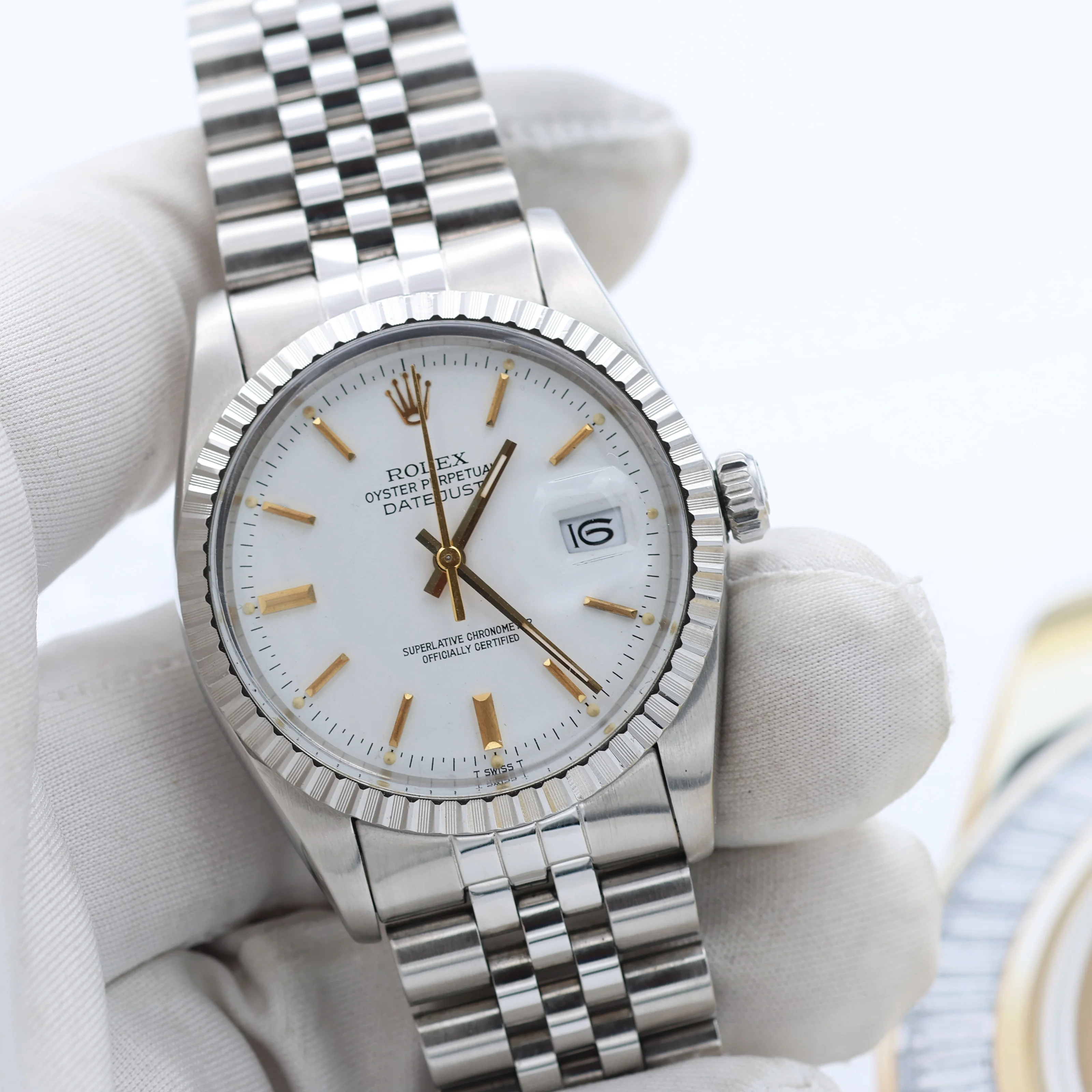 Rolex Datejust ref. 16030 White Dial with Golden indexes- Jubilee - Image 4