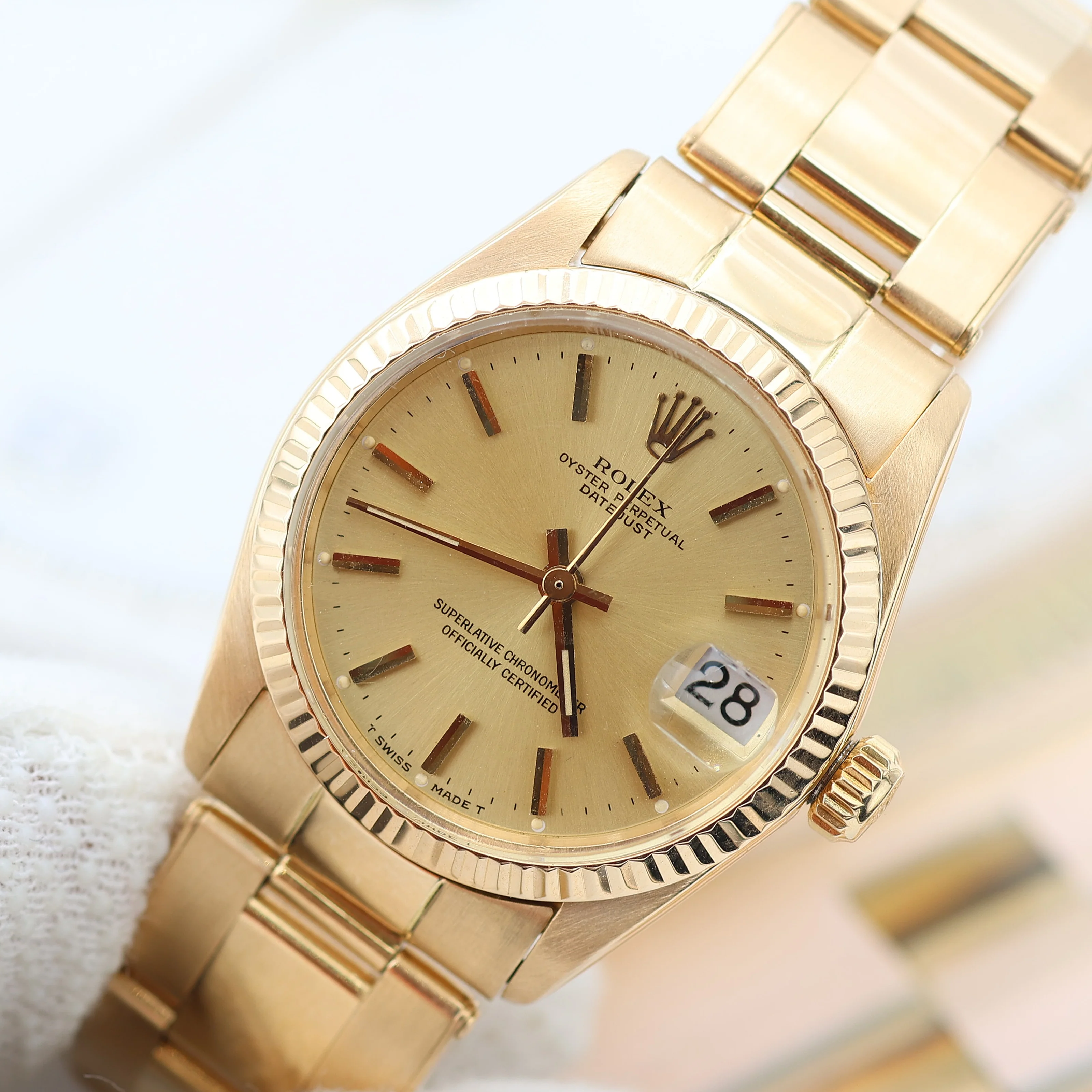 Rolex Datejust ref. 6827- 31mm - Champagne Dial Oyster Bracelet - Image 8
