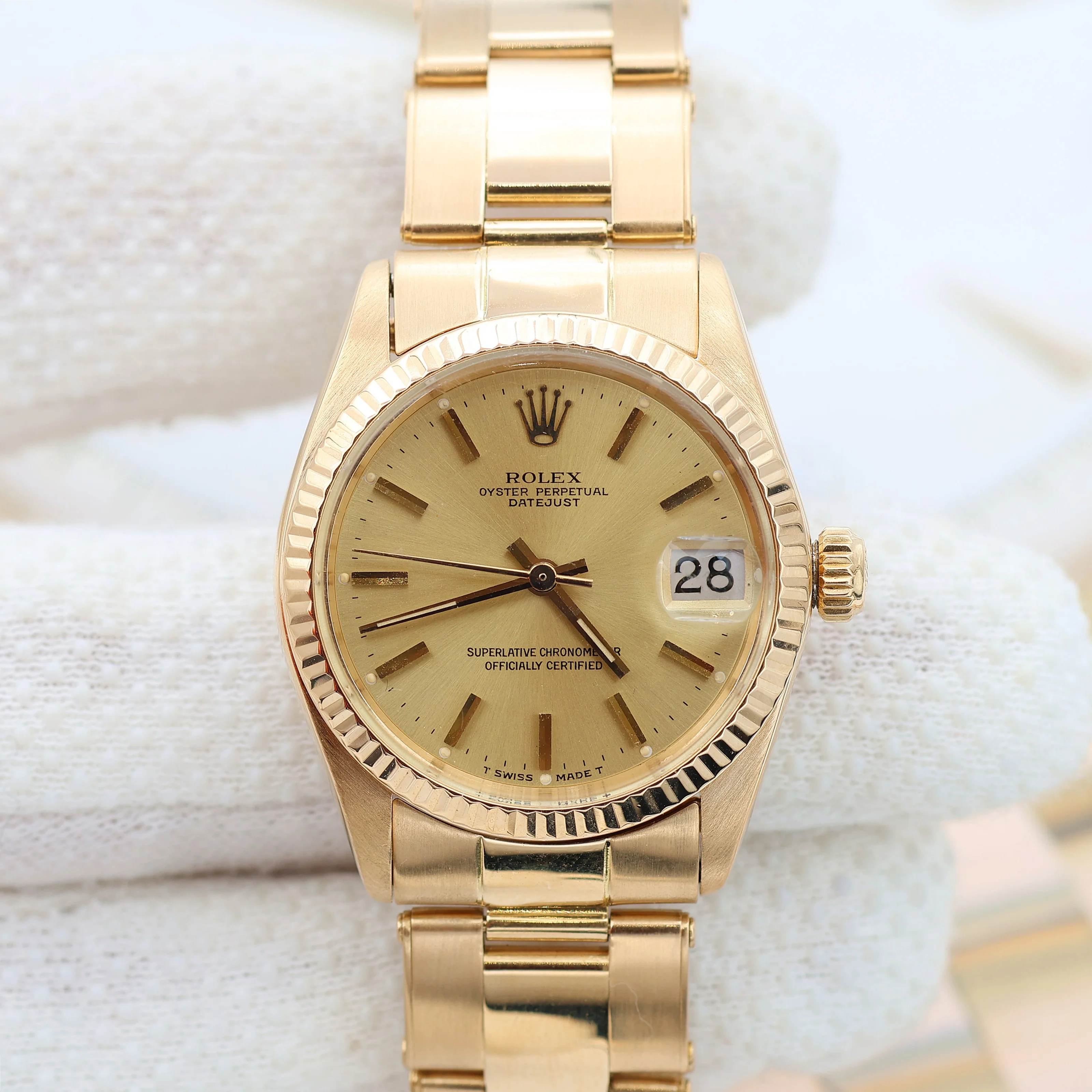 Rolex Datejust ref. 6827- 31mm - Champagne Dial Oyster Bracelet - Image 9