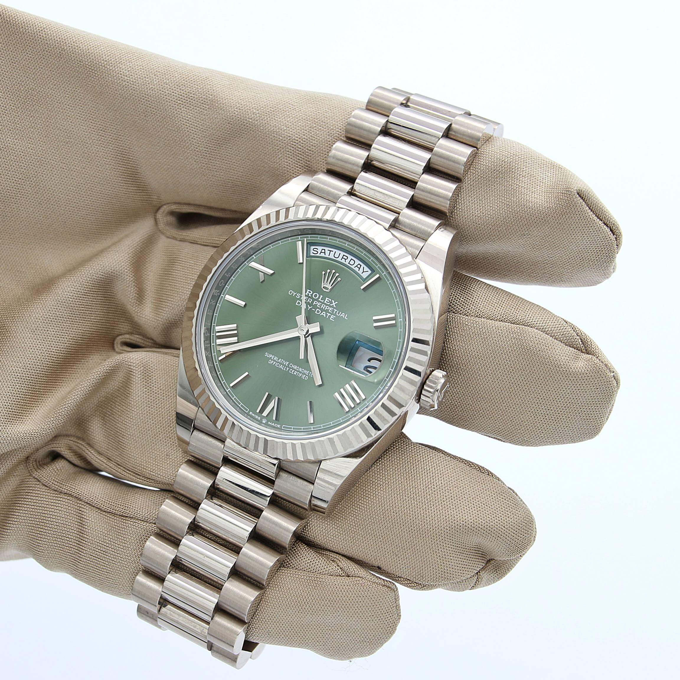 Rolex Day-Date 40 ref. 228239 - Green Roman Dial - Full Set - Image 5