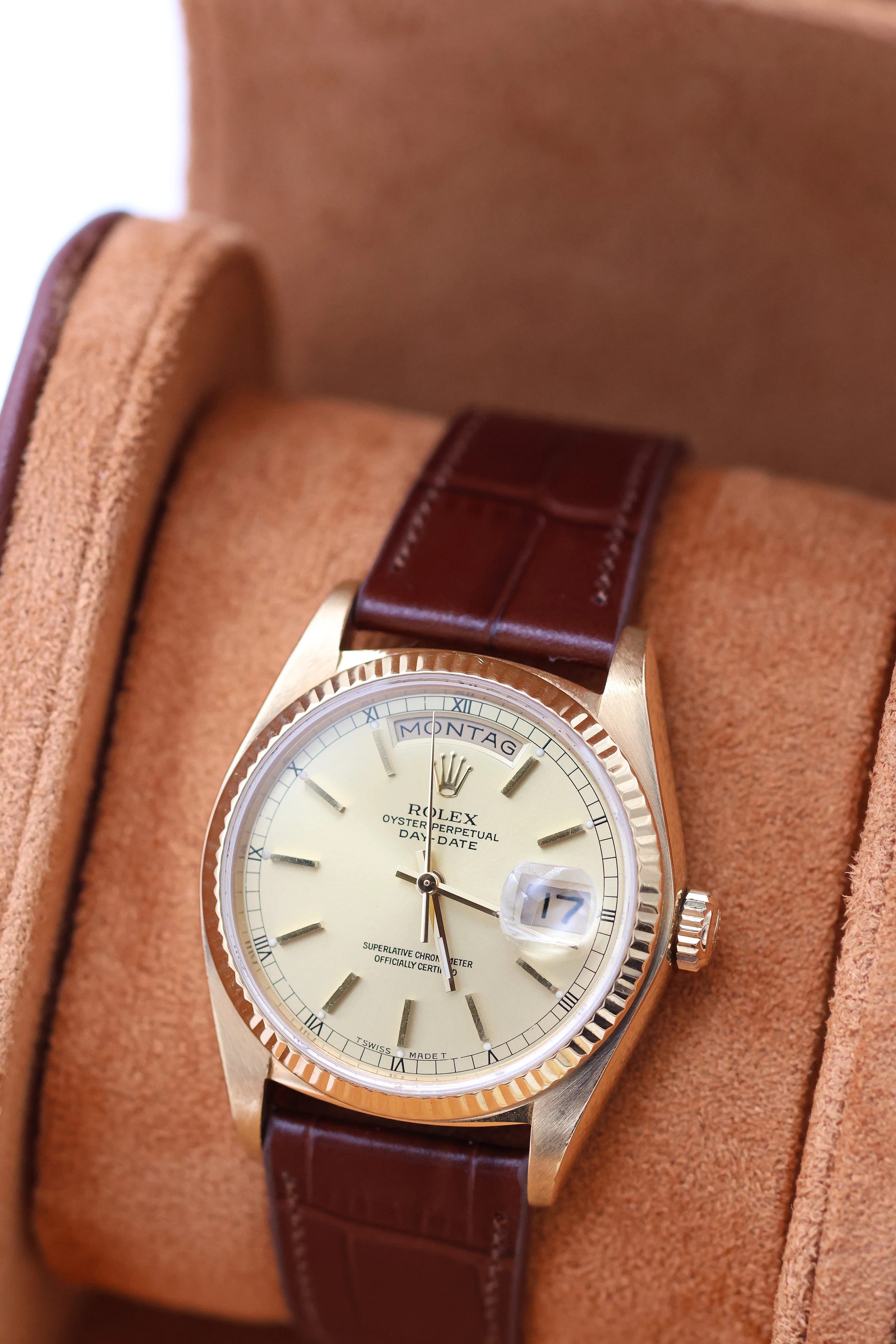 Rolex Day-Date ref. 18038 Champagne Dial - Leather strap - Image 4