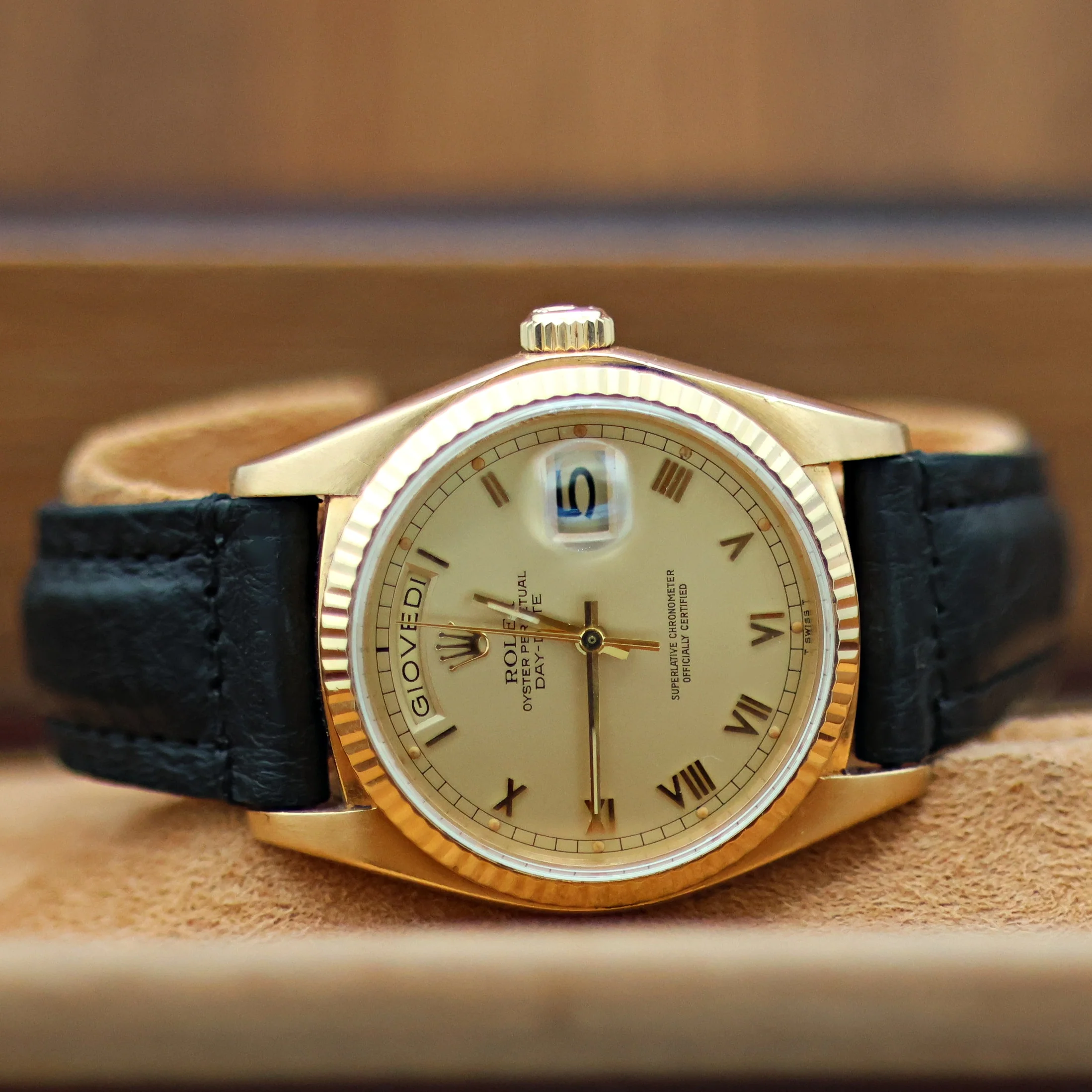 Rolex Day-Date ref. 18038 Creamy Roman Dial - Leather strap