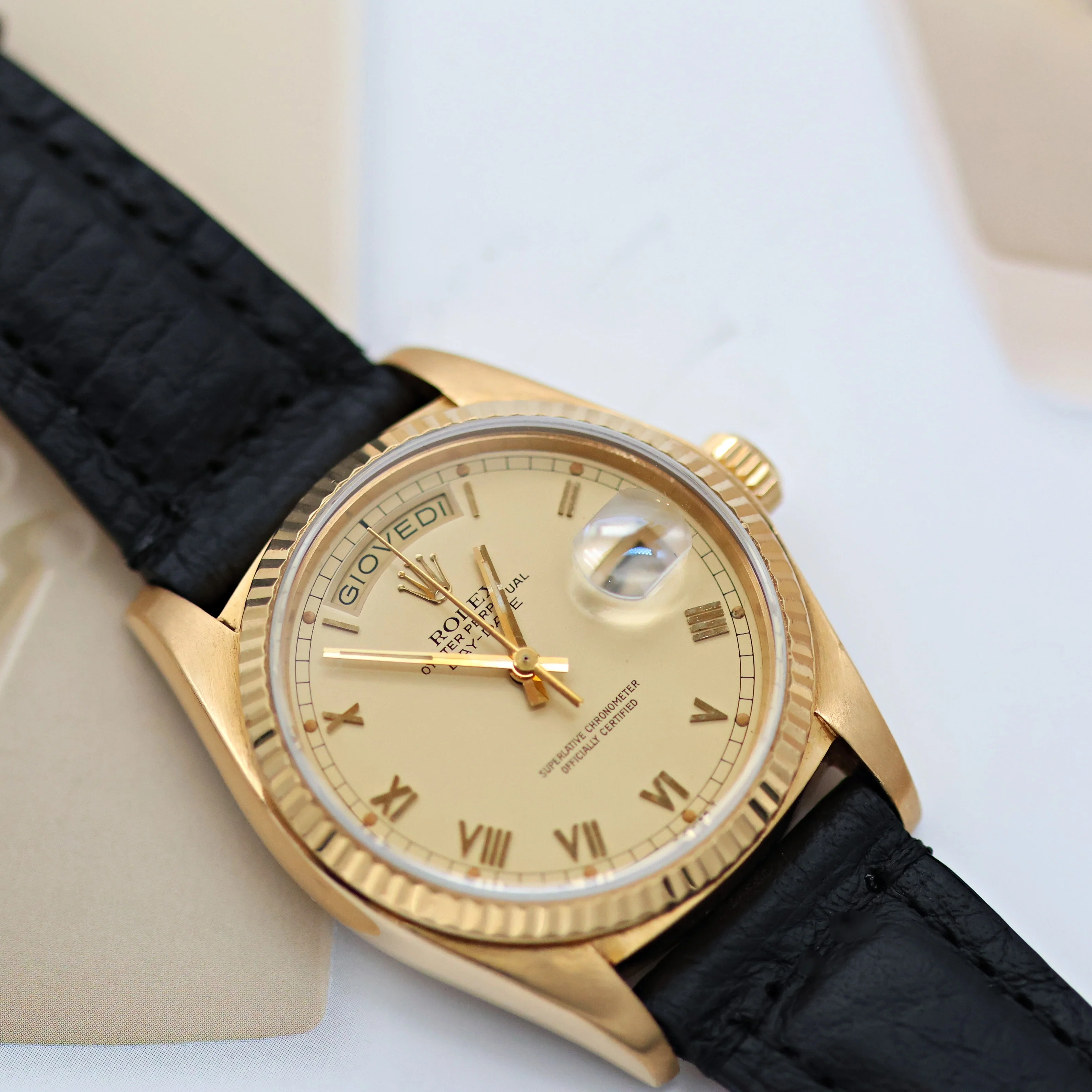 Rolex Day-Date ref. 18038 Creamy Roman Dial - Leather strap - Image 4