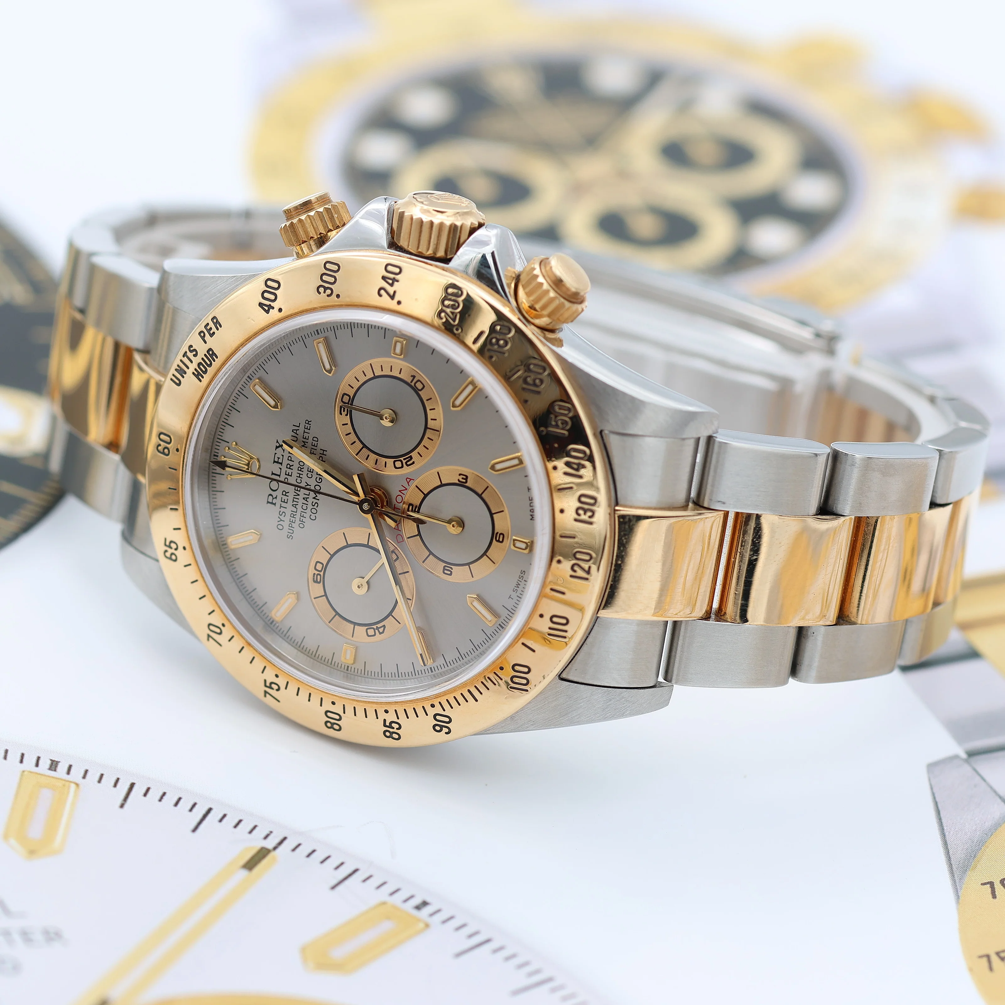 Rolex Daytona ref. 16523 Steel and Gold Grey Dial Oyster Bracelet - Image 9