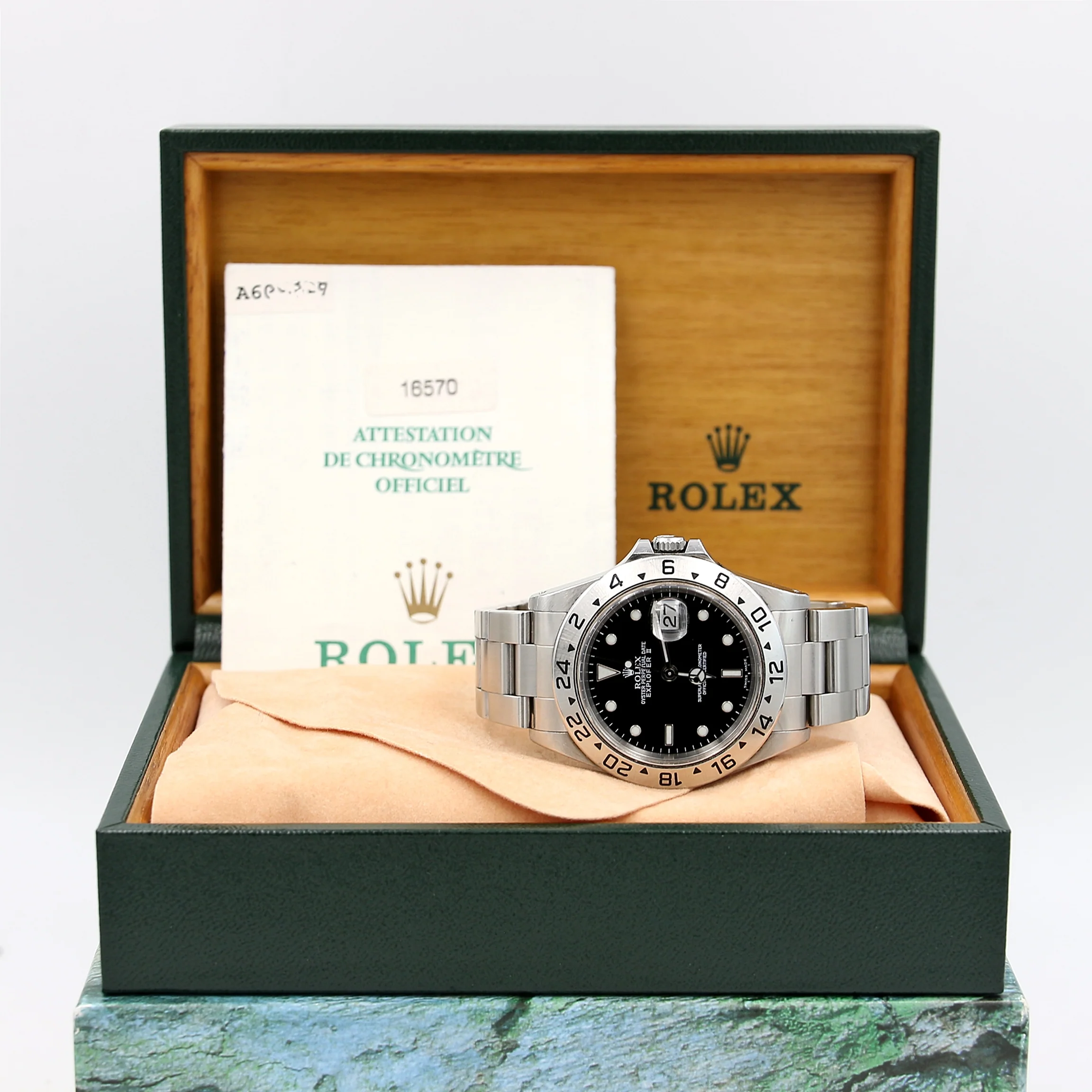 Rolex Explorer II ref. 16570 Black Dial Oyster Bracelet - Full Set - Image 4