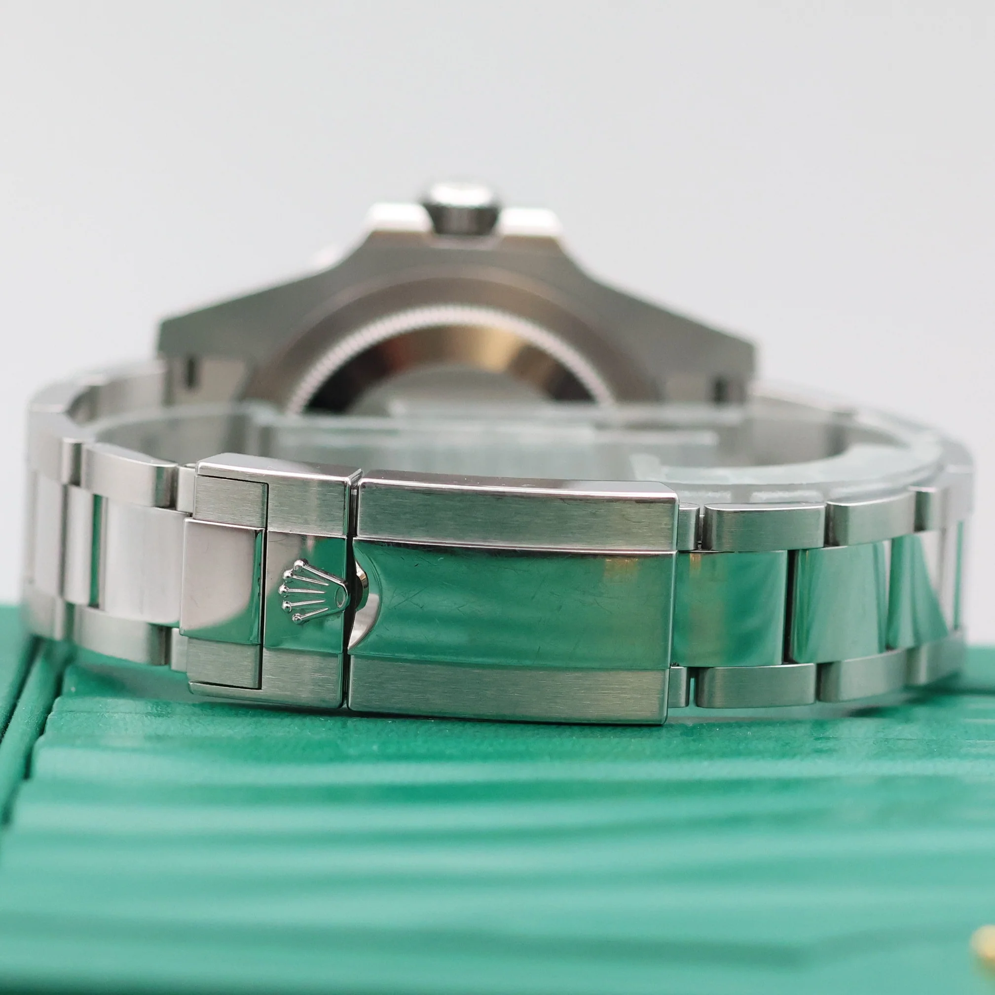 Rolex GMT Master II ref. 126710GRNR with Oyster - Full Set - "Bruce Wayne" GMT - Image 16