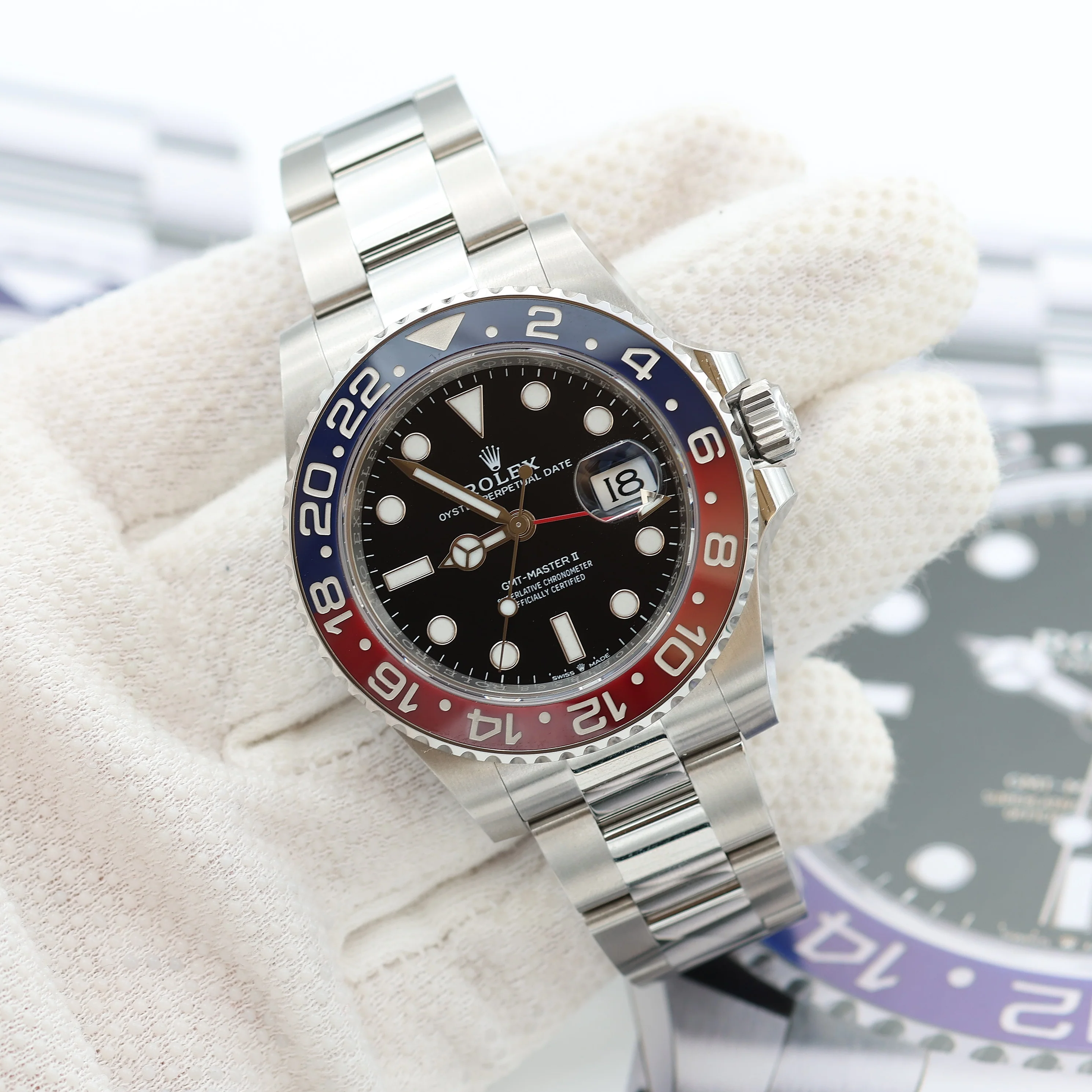 ON SALE: Rolex GMT Master ref. 126710BLRO - Oyster Bracelet - Full Set - Image 9