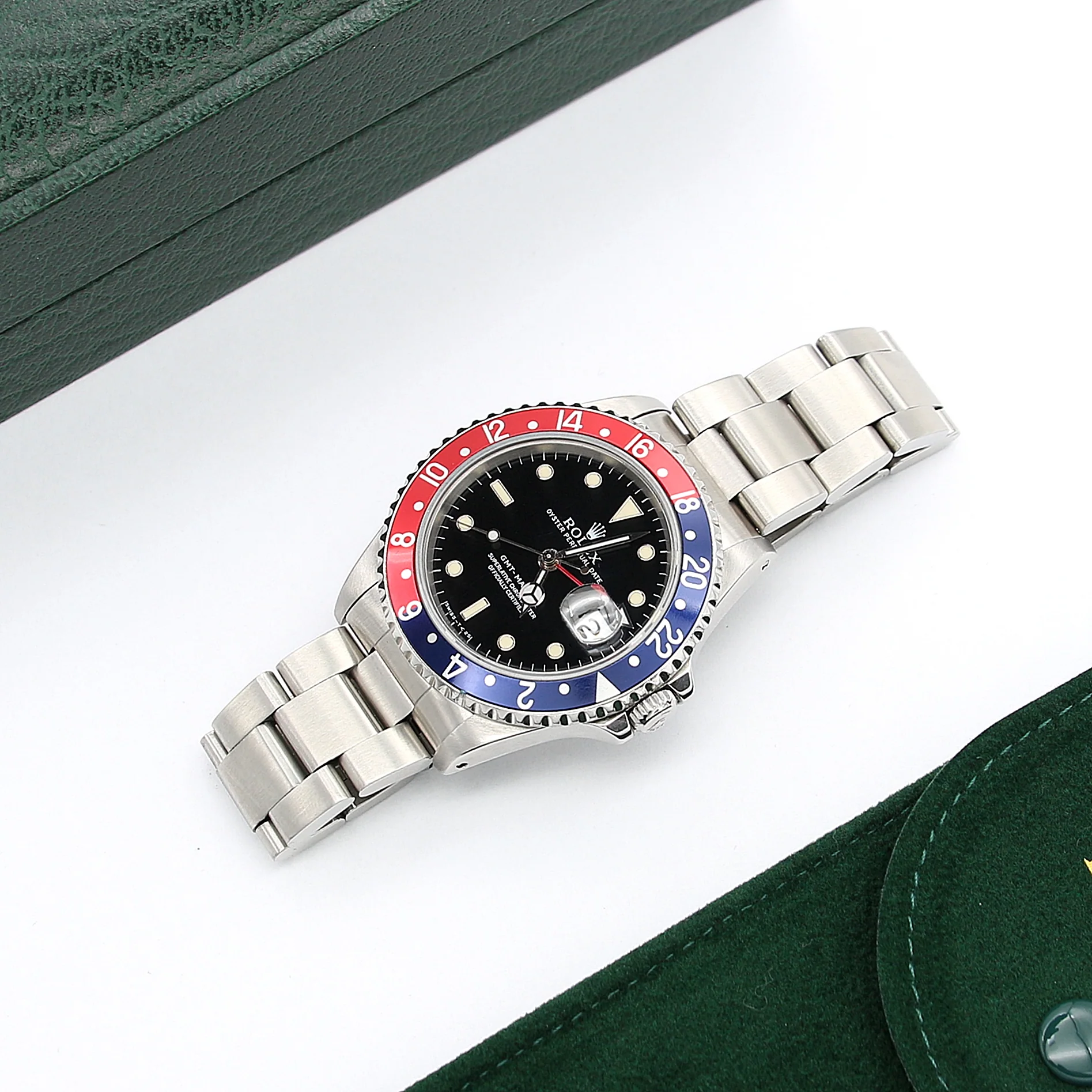 Rolex GMT-Master ref. 16700 - Pepsi Bezel - Image 3