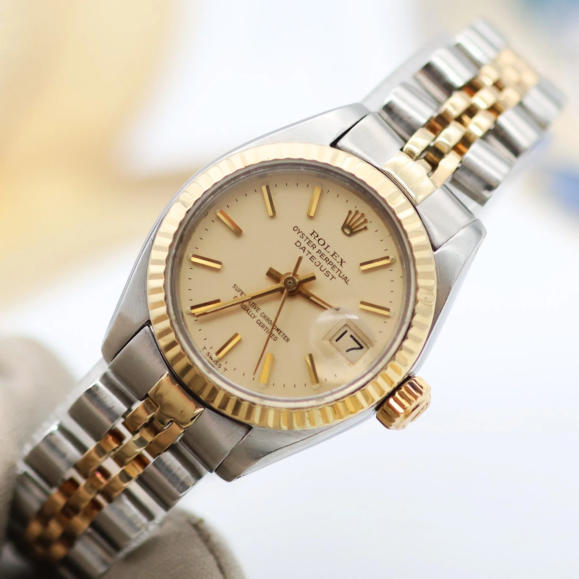 Rolex Lady-Datejust ref. 6917 - Steel and Gold - Cream Dial - Jubilee Bracelet - Image 8