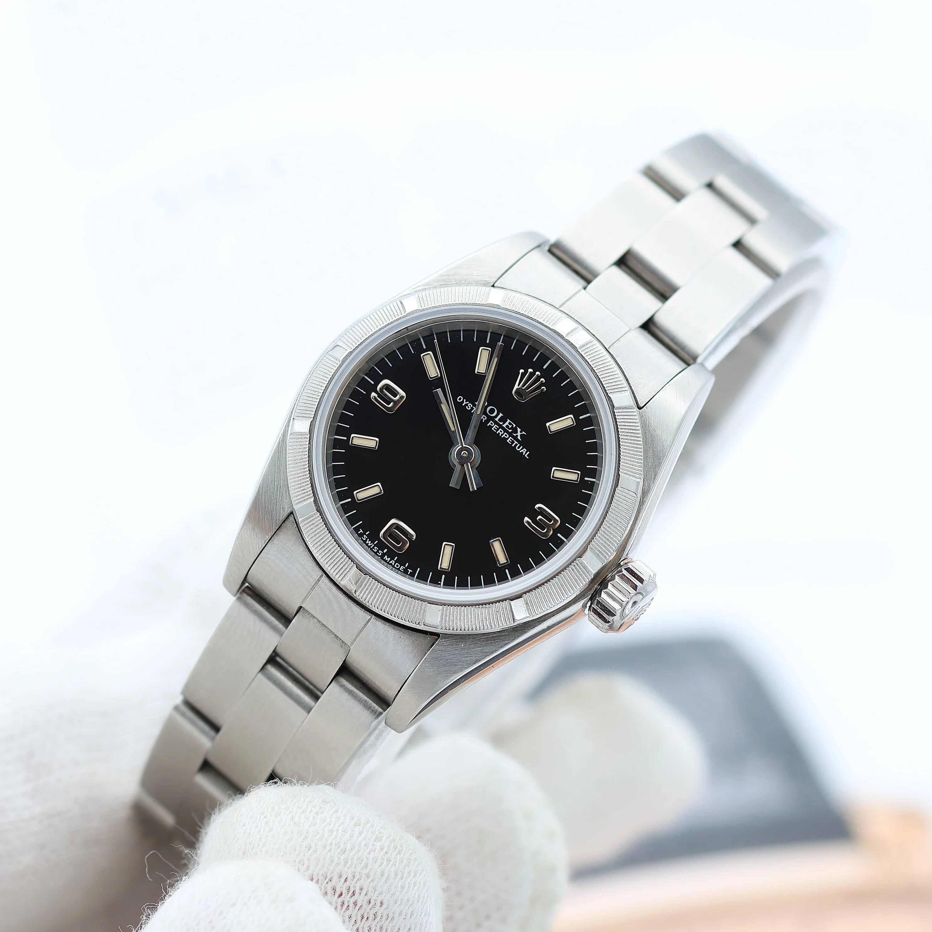Rolex Lady Oyster Perpetual 76030 - Black 3-6-9 Dial - Oyster Bracelet - Image 4