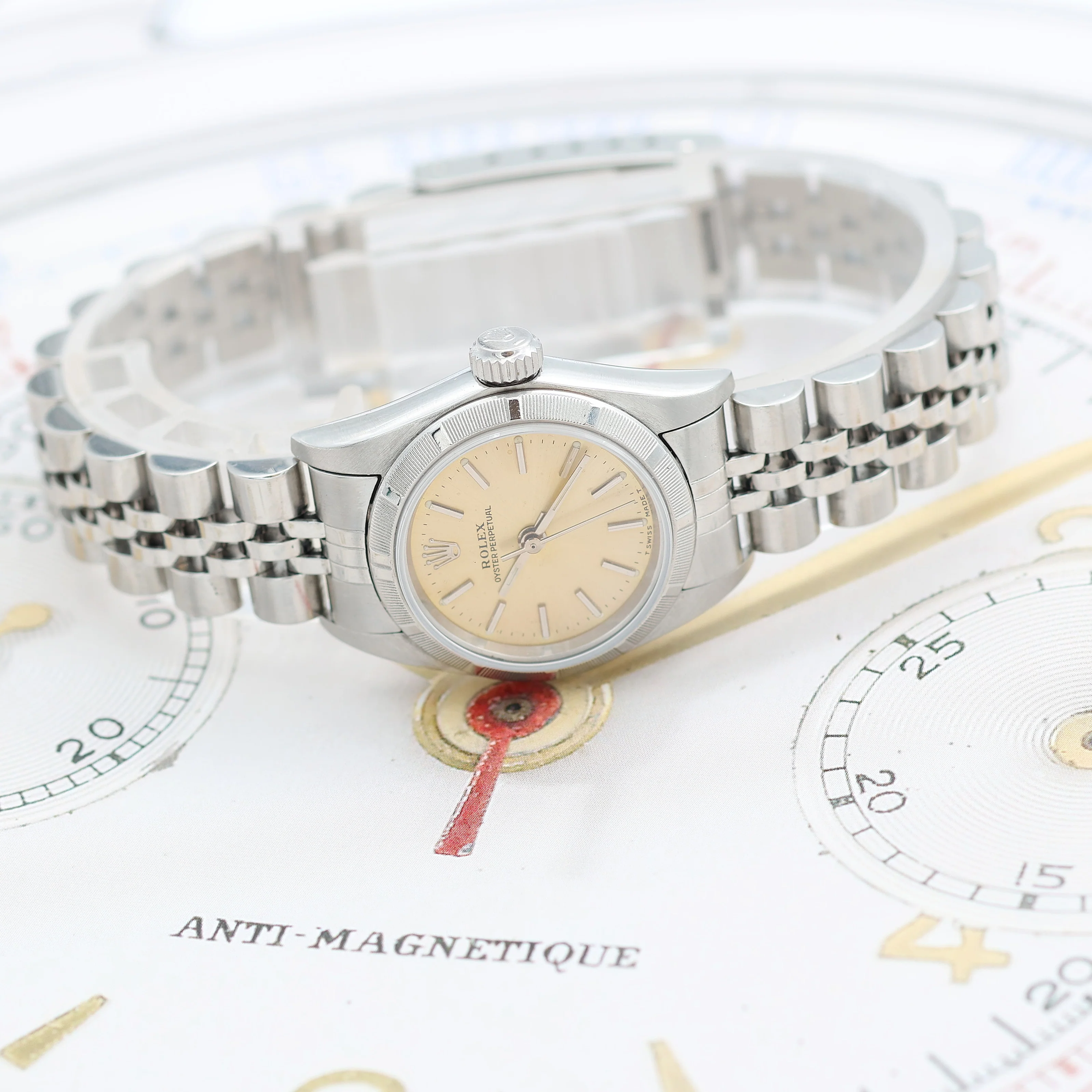 Rolex Lady Oyster Perpetual ref. 76030 - Champagne Dial - Jubilee Bracelet - Image 8