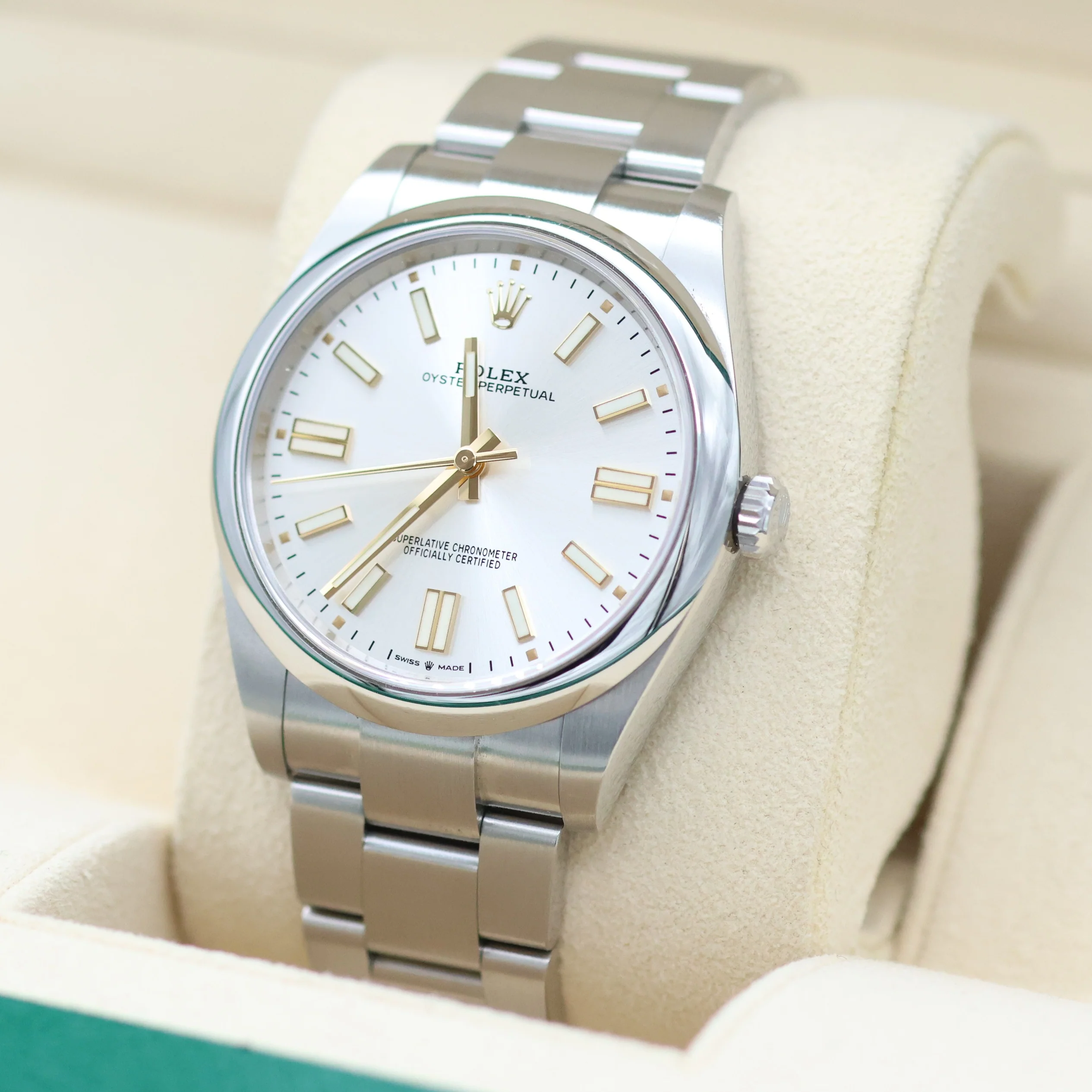 Rolex Oyster Perpetual 124300 - Silver Dial - Full set - Image 21
