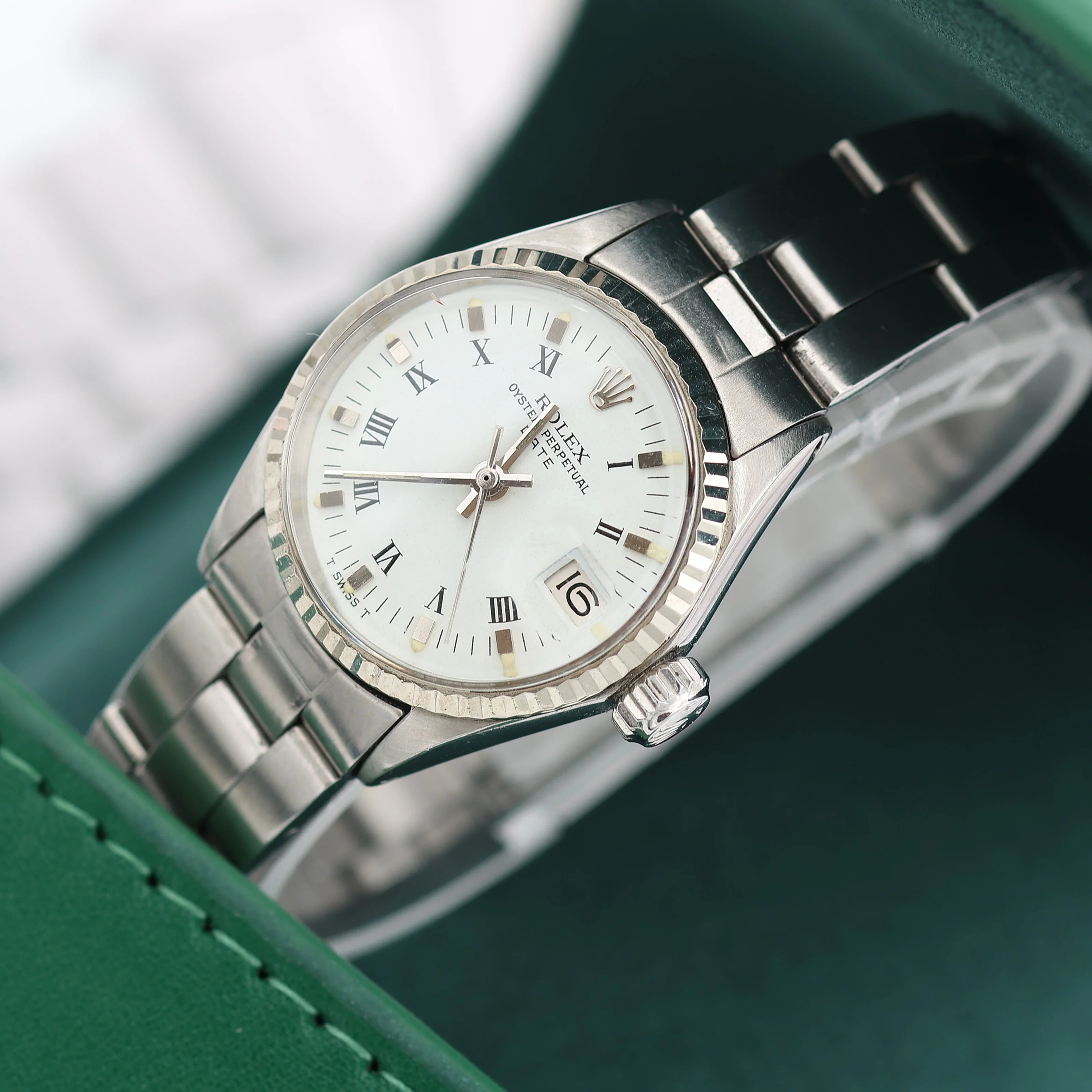 Rolex Oyster Perpetual Lady Date ref. 6517 White Roman Dial - Oyster Bracelet - Image 3