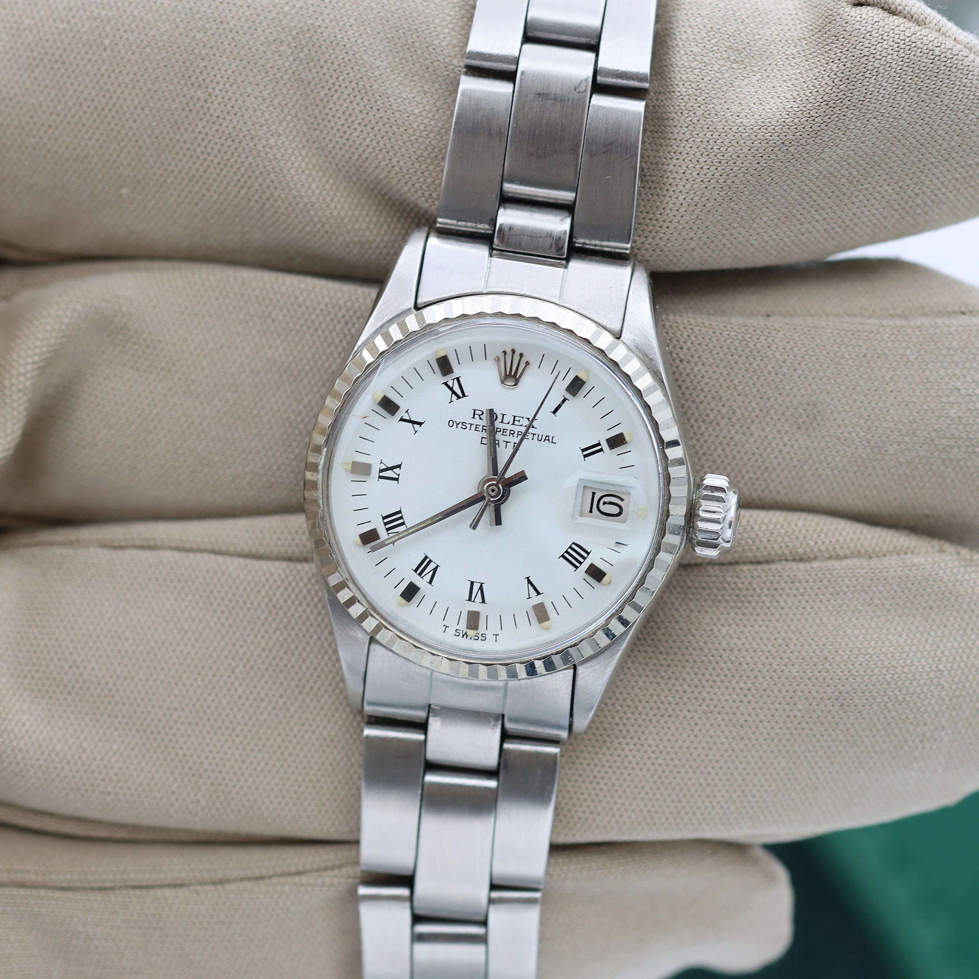 Rolex Oyster Perpetual Lady Date ref. 6517 White Roman Dial - Oyster Bracelet - Image 7
