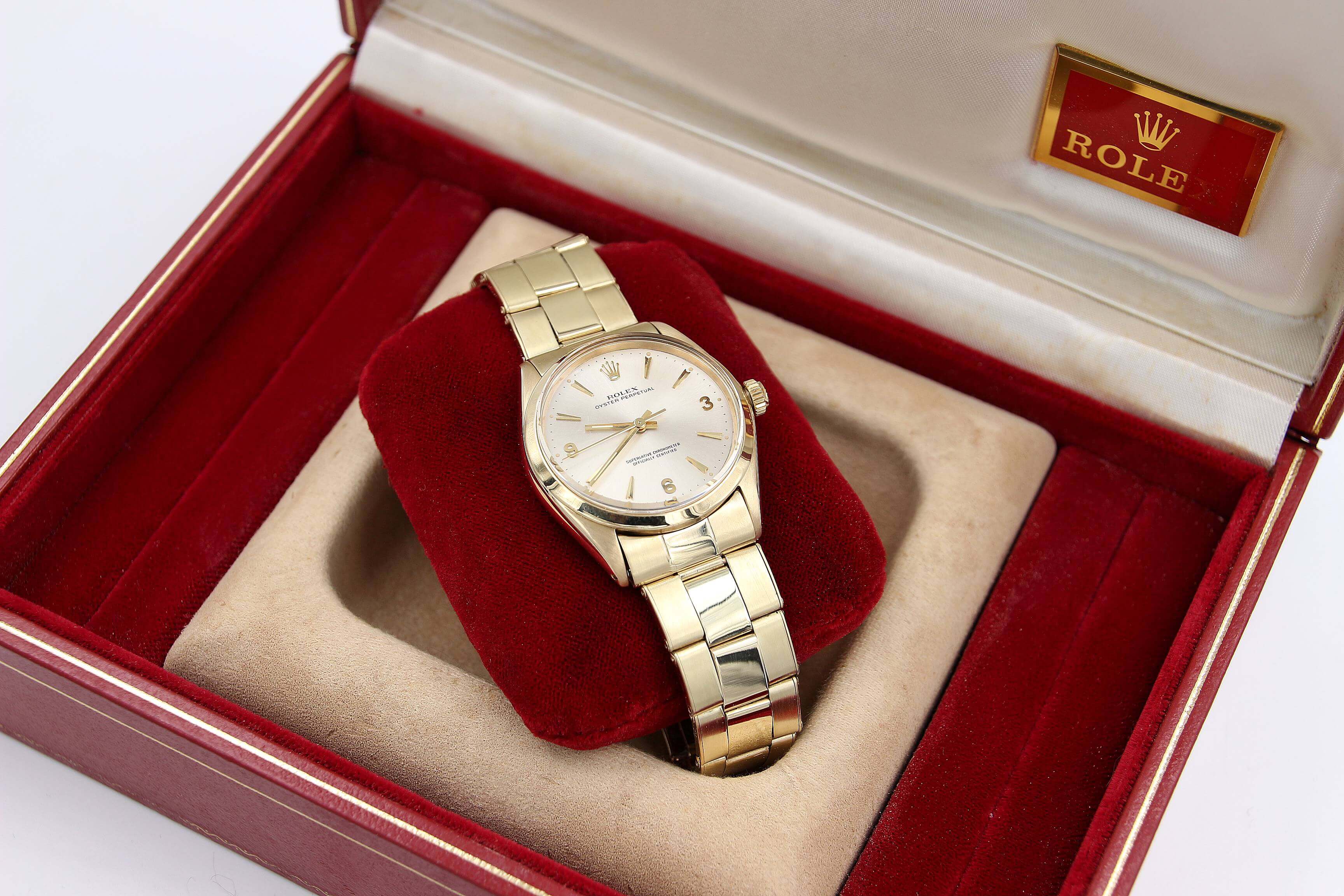 Rolex Oyster Perpetual ref. 1002 34mm 9K Gold Riveted Bracelet - Image 2