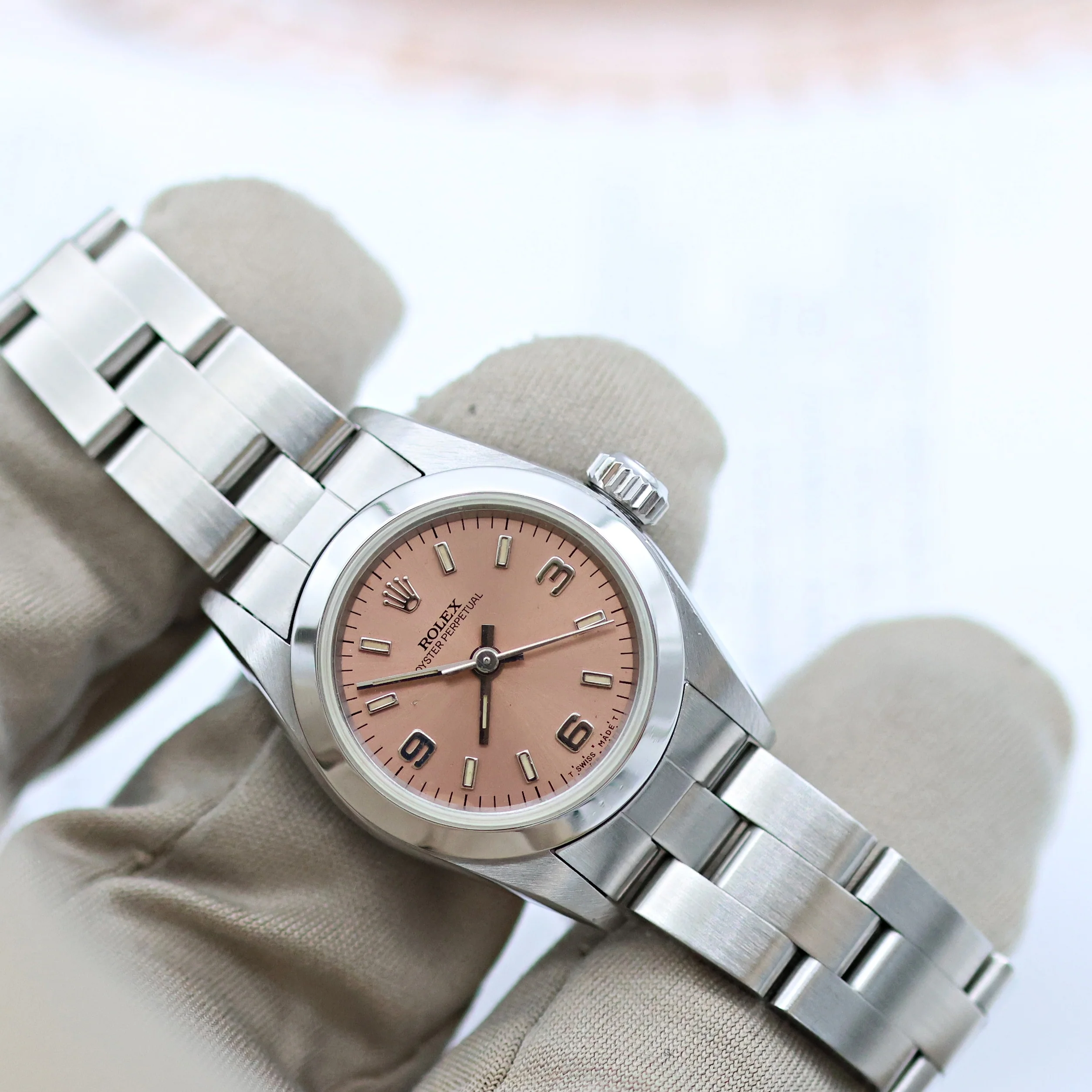 Rolex Oyster Perpetual ref. 67180 - Salmon Dial - Oyster Bracelet - Image 7