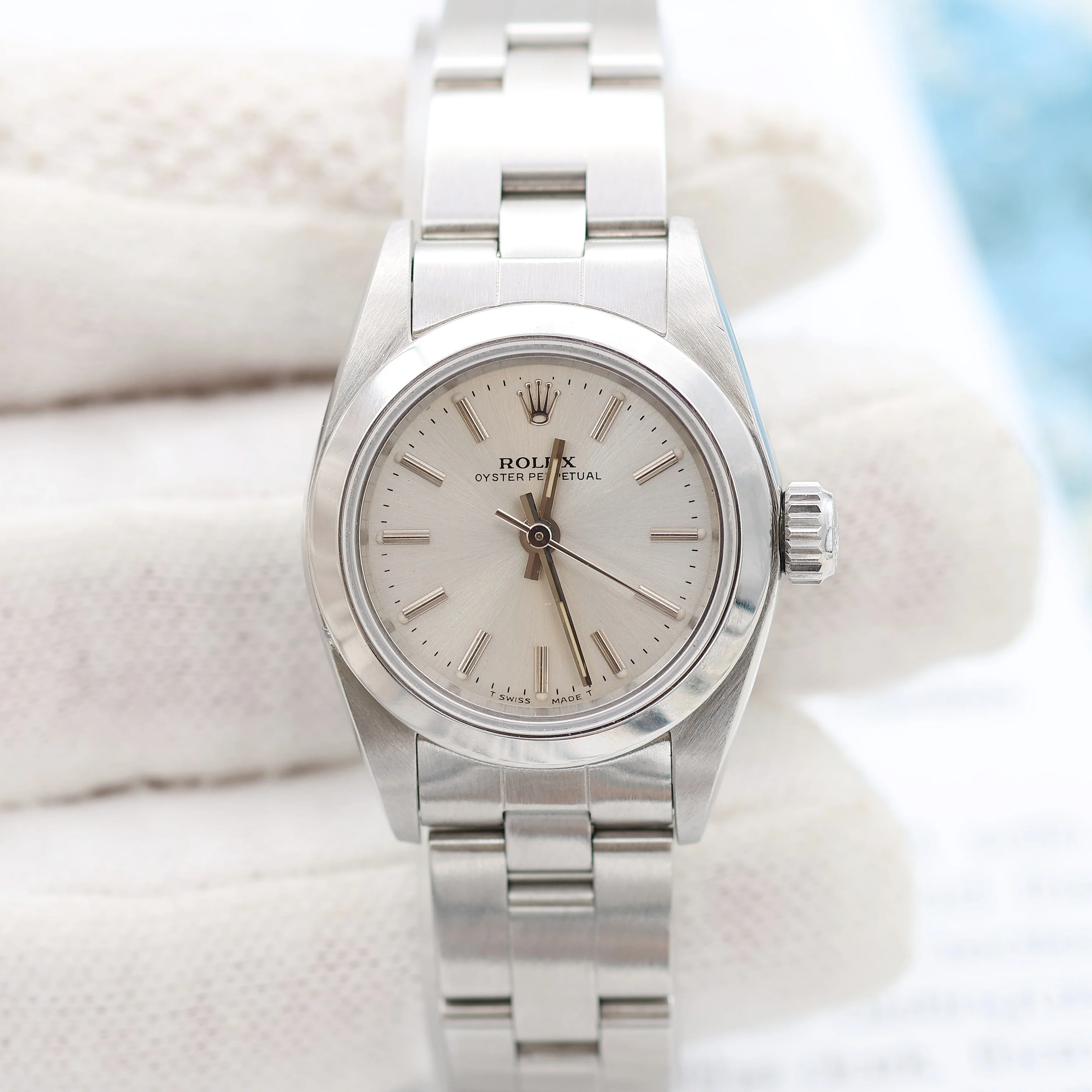 Rolex Oyster Perpetual ref. 67180 - Silver Dial - Oyster Bracelet - Image 5