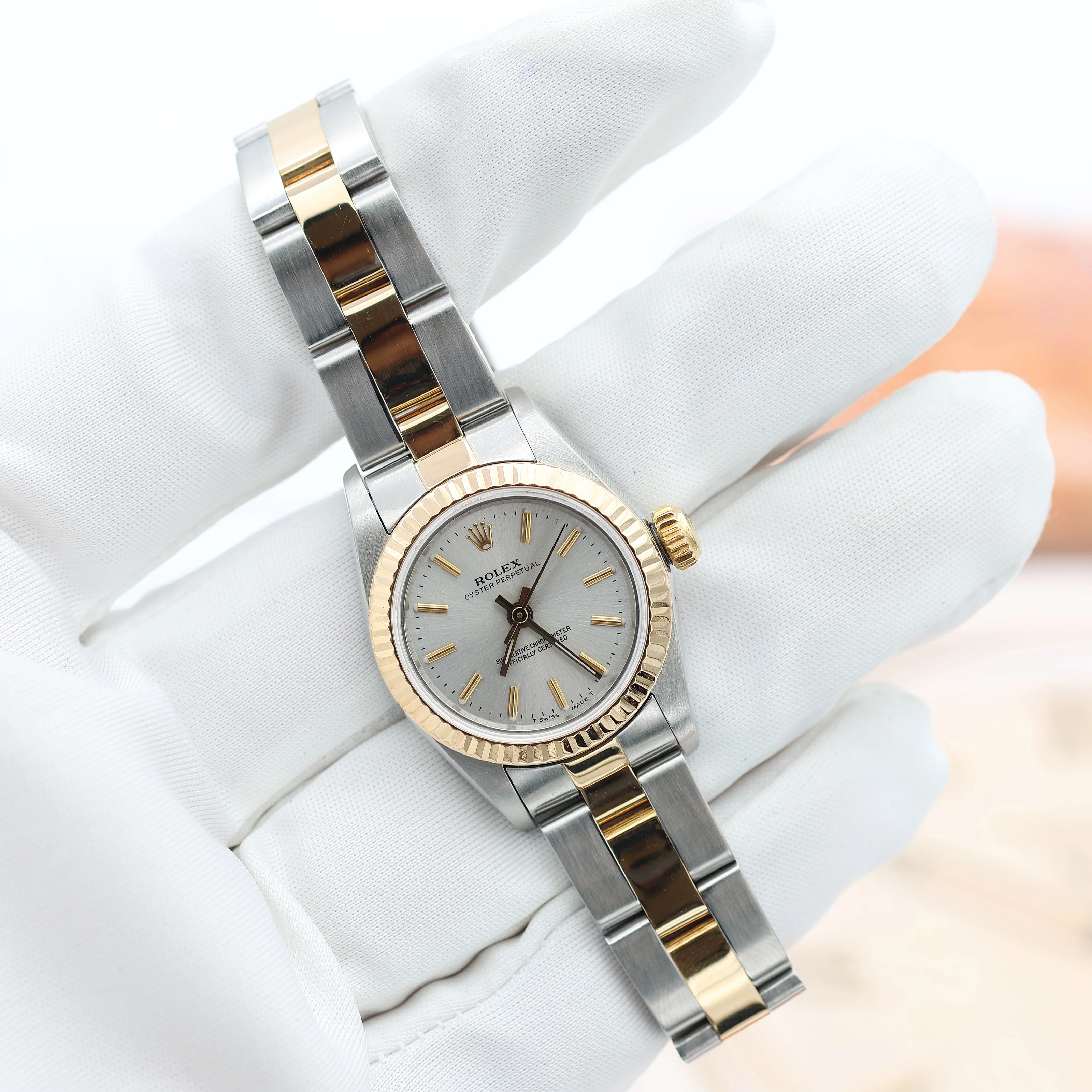 Rolex Oyster Perpetual ref. 67193 Silver dial Oyster bracelet - Image 2