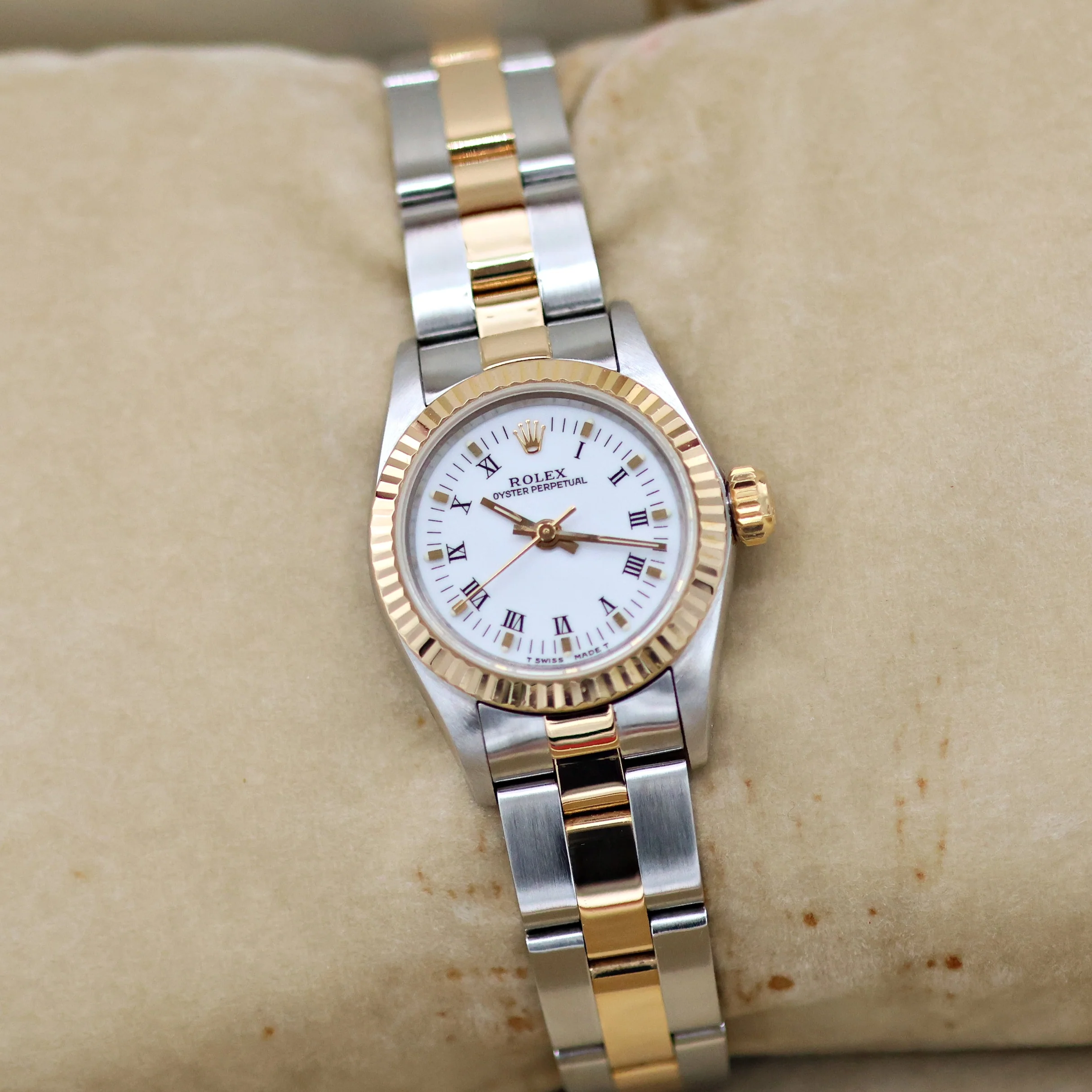 Rolex Oyster perpetual ref. 67193 White Roman dial Oyster bracelet
