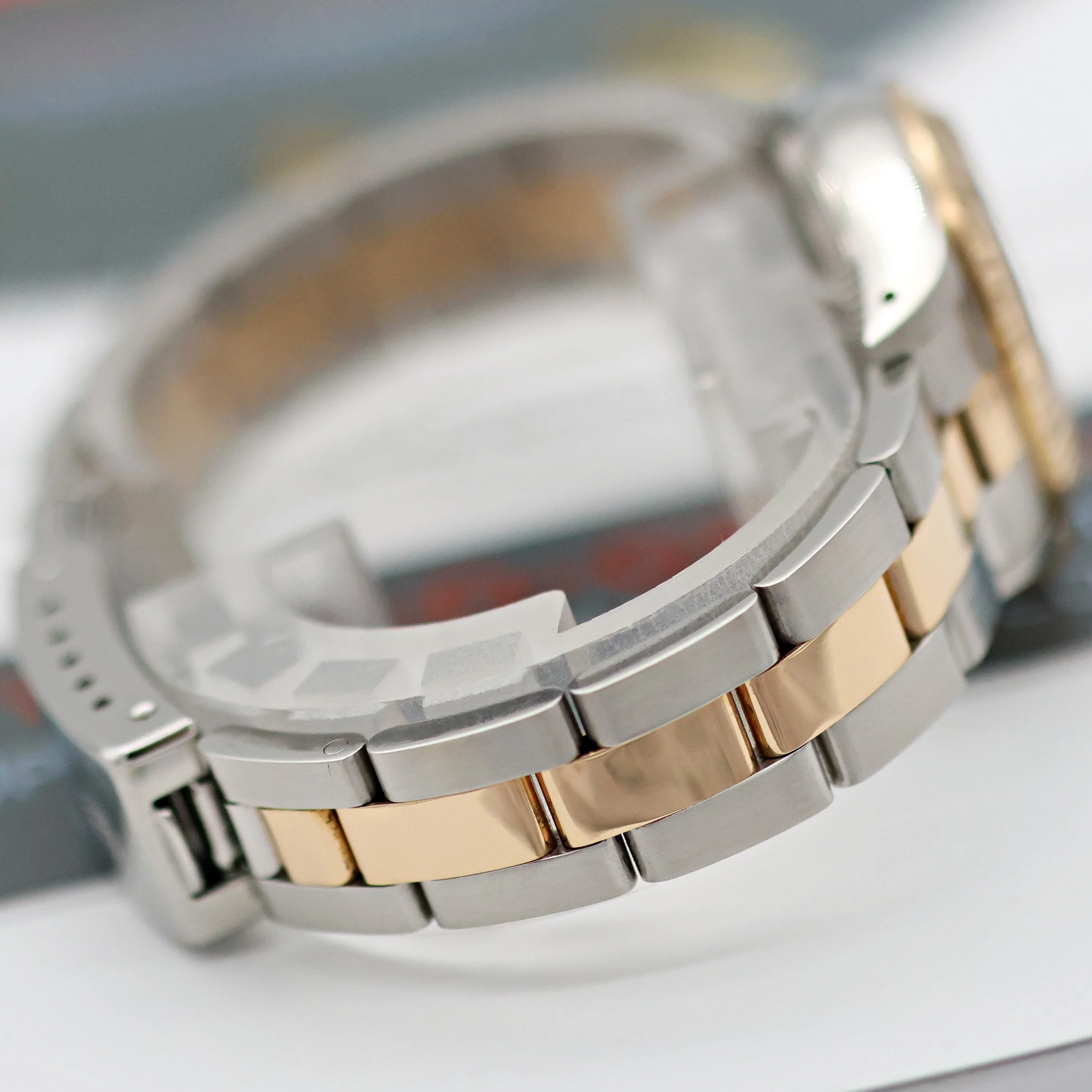 Rolex Oyster perpetual ref. 67193 White Roman dial Oyster bracelet - Image 16