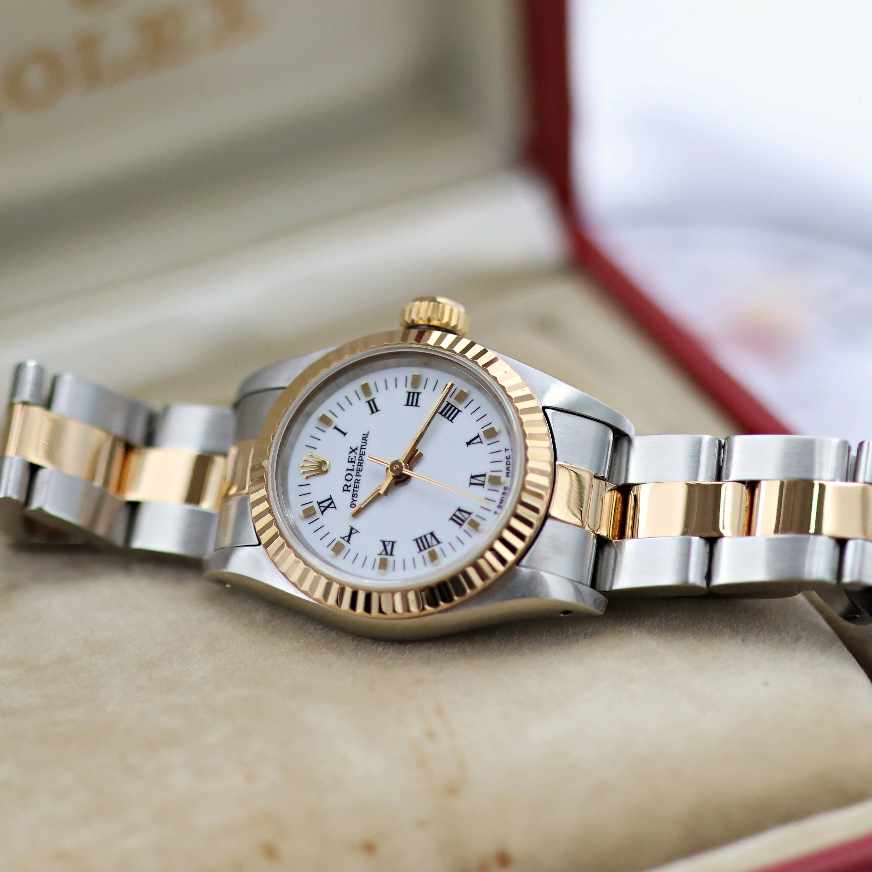 Rolex Oyster perpetual ref. 67193 White Roman dial Oyster bracelet - Image 5