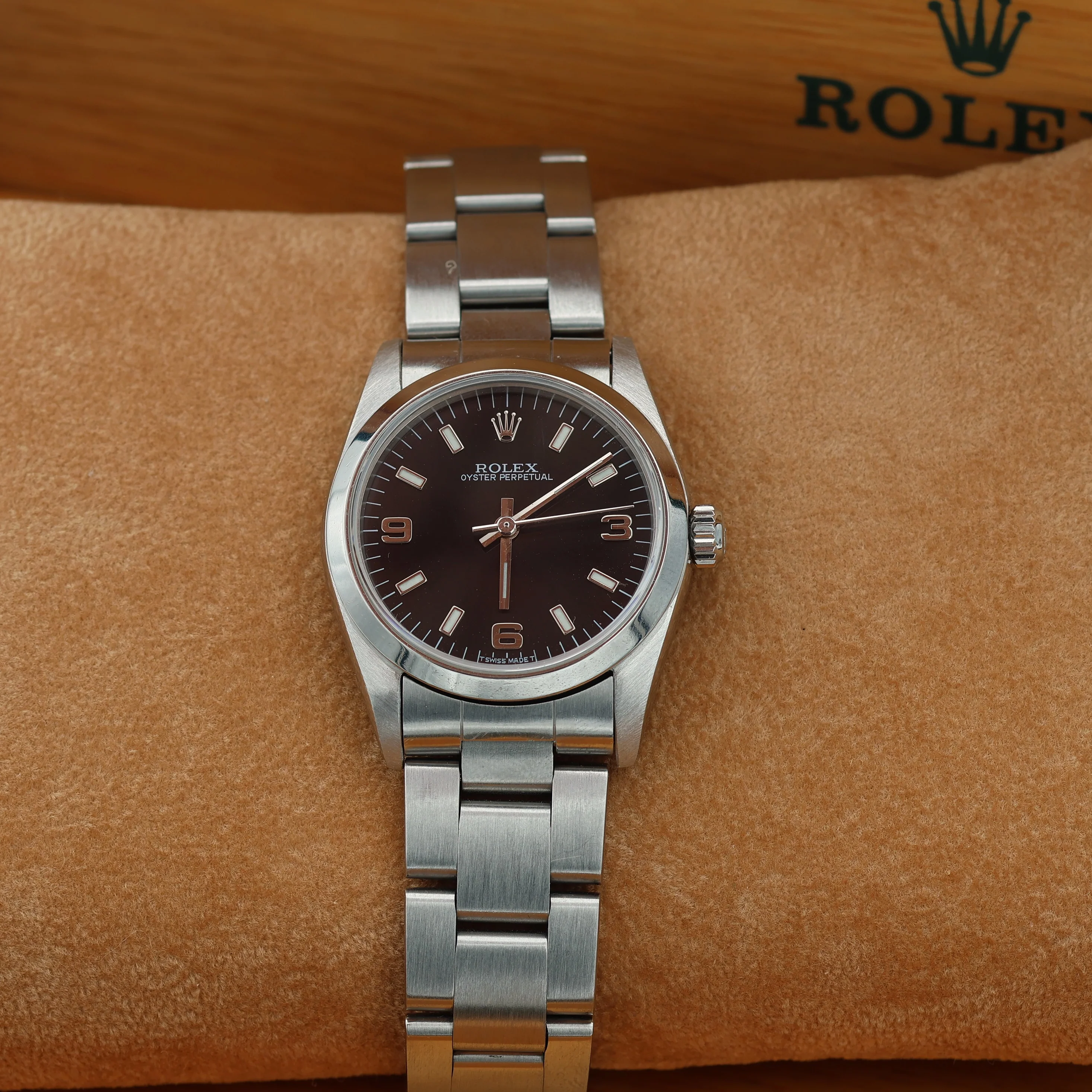 Rolex Oyster Perpetual Ref. 67480 - Black 3-6-9 Dial - Oyster - Full Set