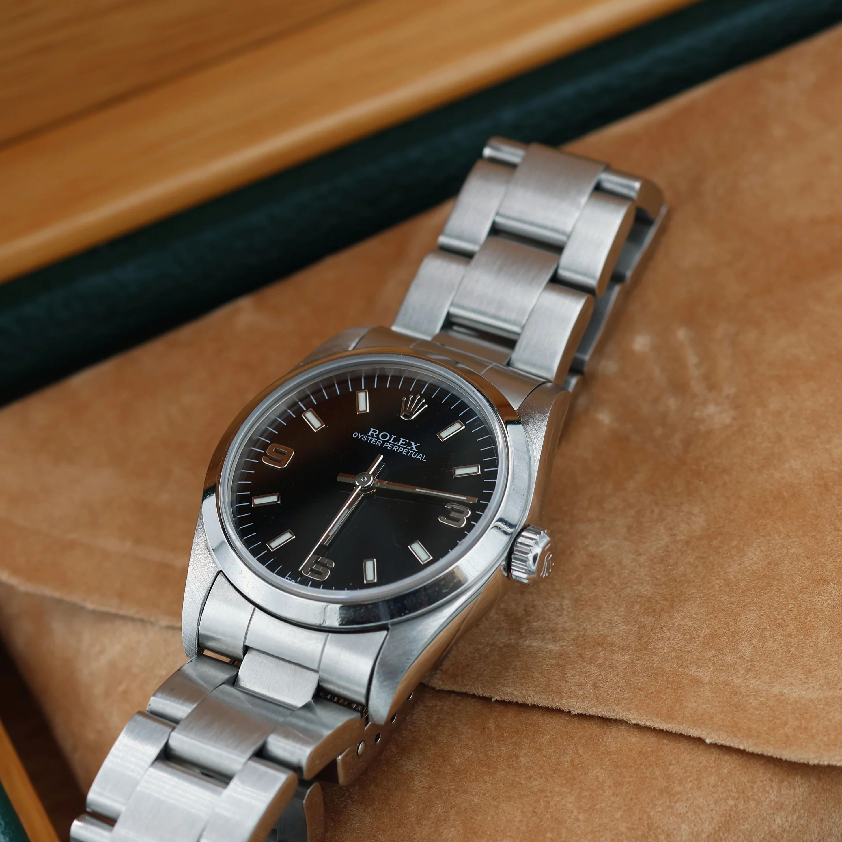 Rolex Oyster Perpetual Ref. 67480 - Black 3-6-9 Dial - Oyster - Full Set - Image 4
