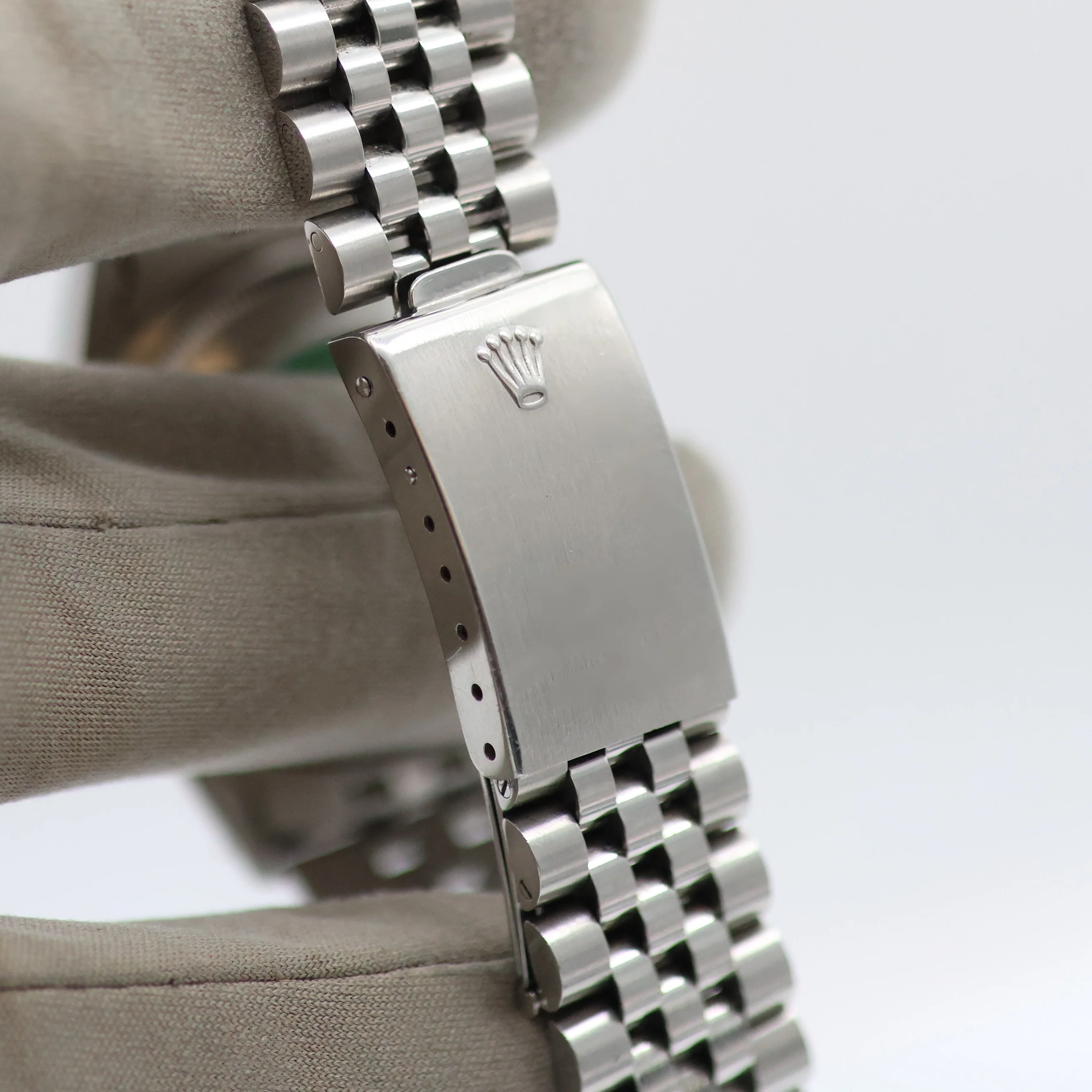 Rolex ref. 16220 Blue Dial Jubilee Bracelet - Full Set - Image 24