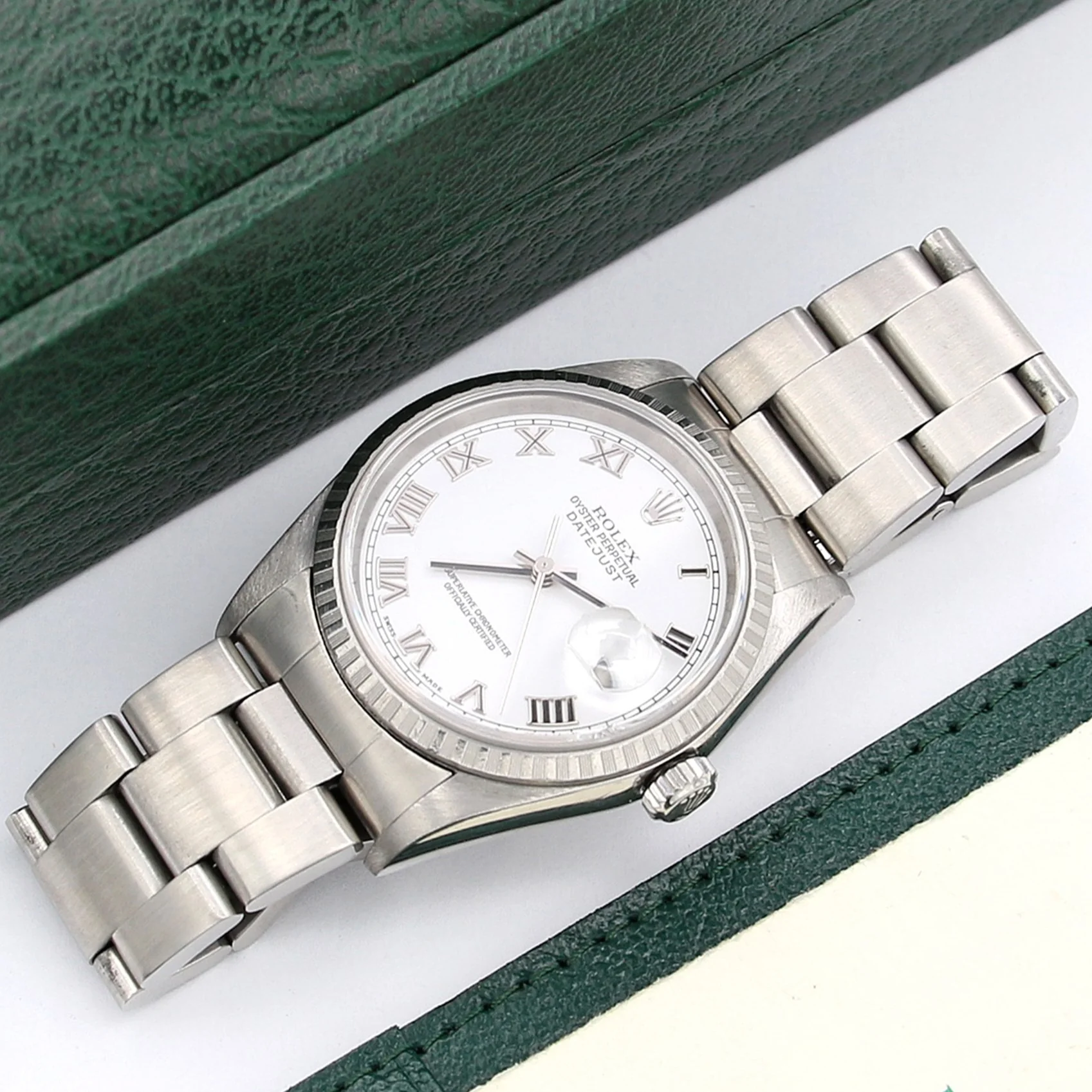Rolex ref. 16220 White Roman (Big) Dial Oyster Bracelet - Image 2