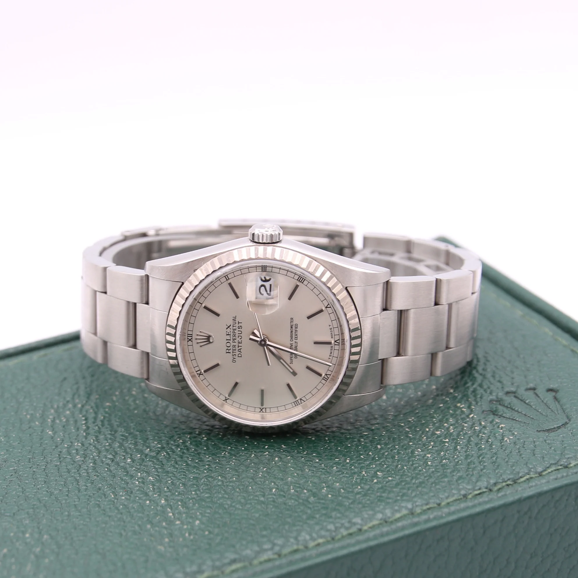 RolexDatejust ref. 16234 Silver Dial (Circle Minutes) - Full Set - Image 4